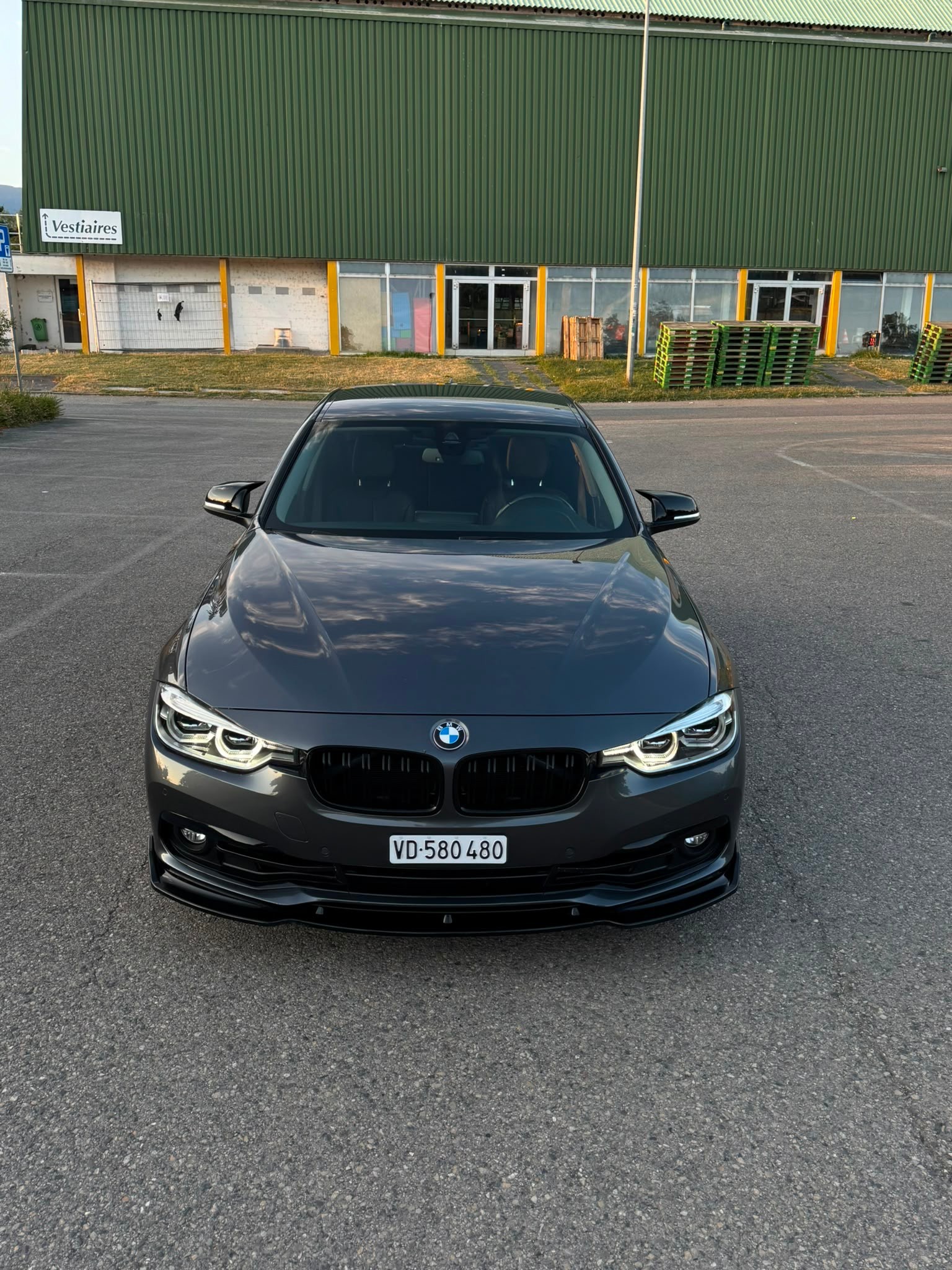 BMW 320i xDrive Sport Line Steptronic-image-1