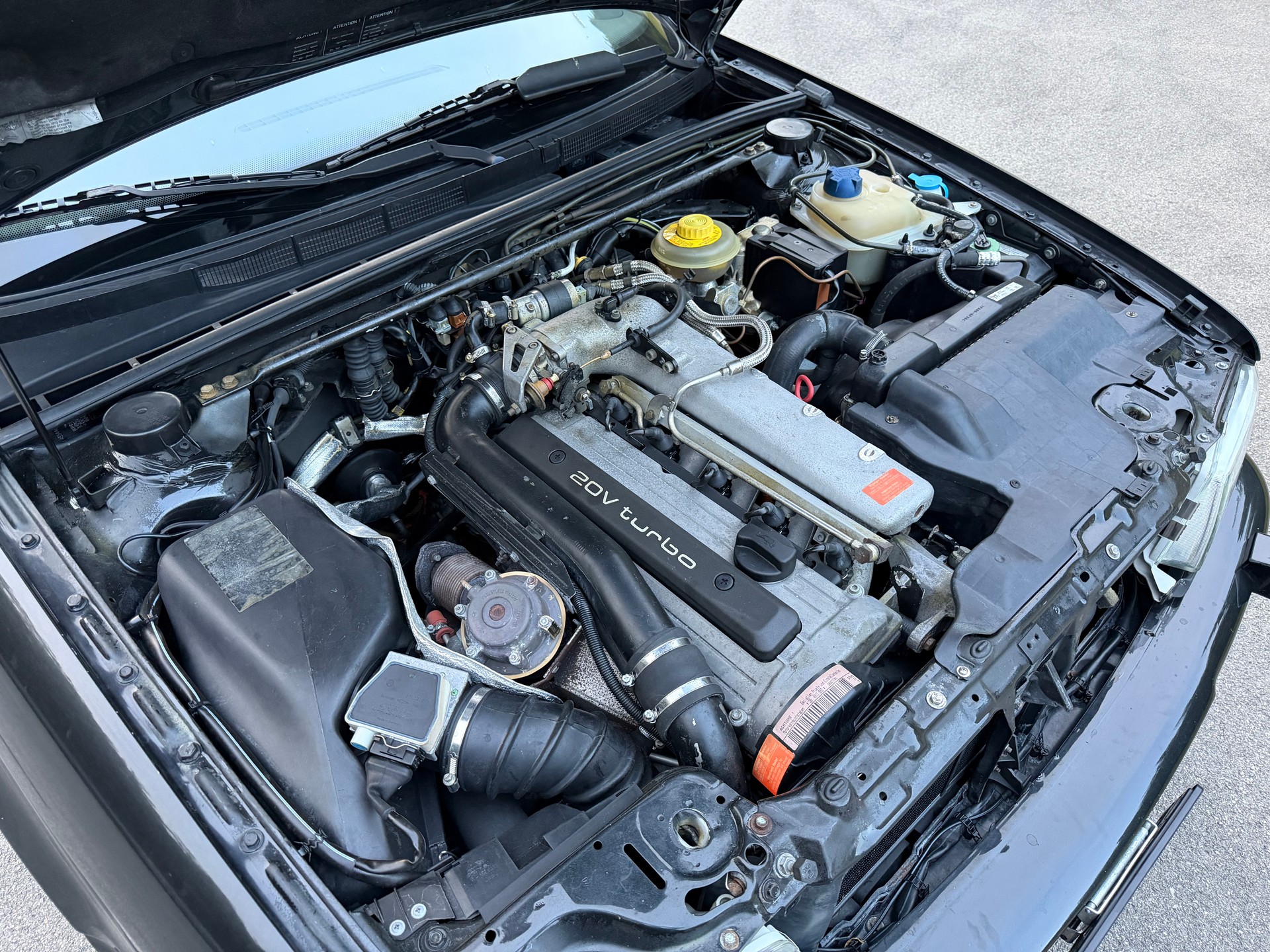 AUDI 2.2 Turbo quattro-image-5