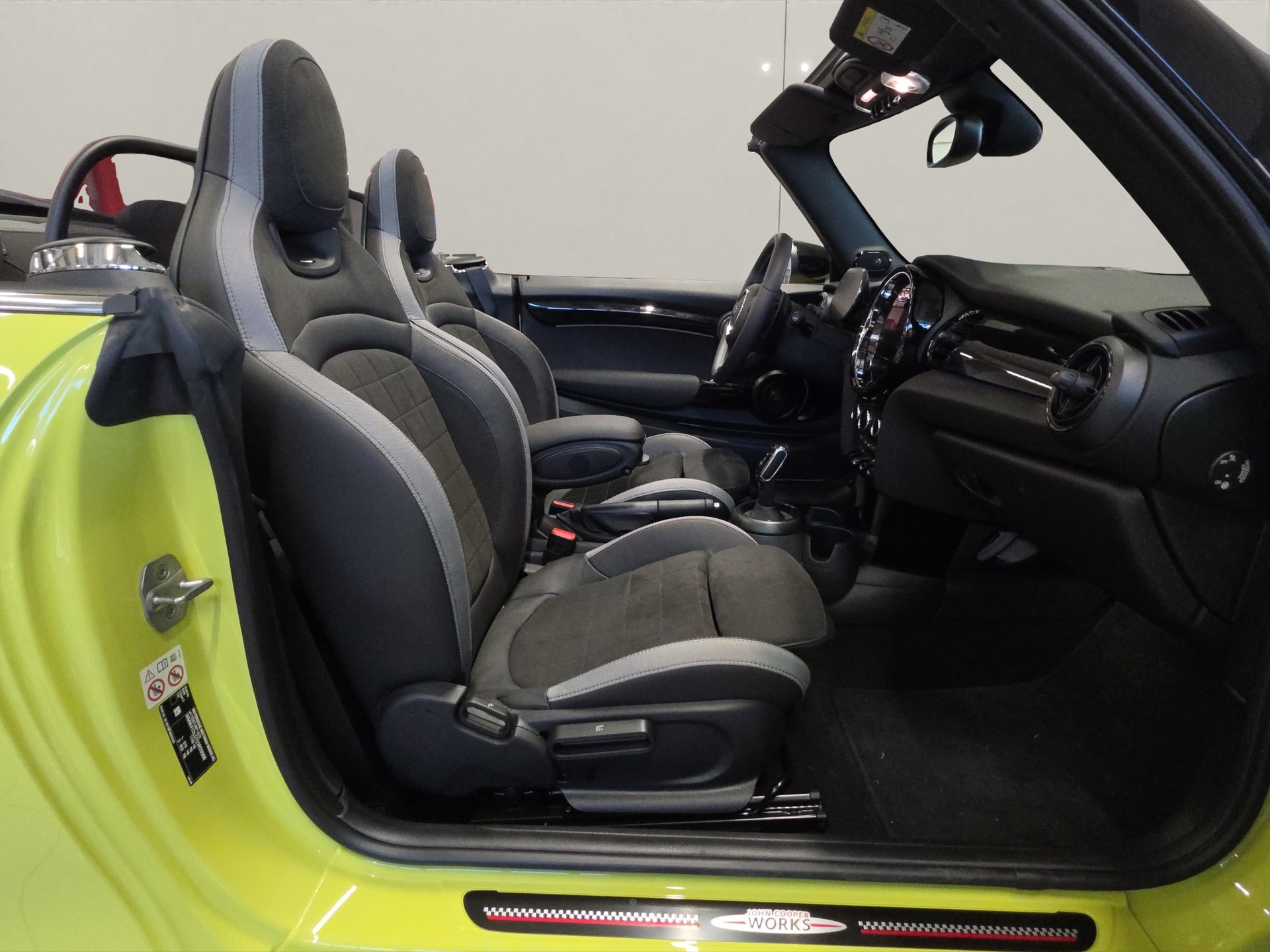 MINI Cabrio F57 2.0i Cooper S SDKG-image-8