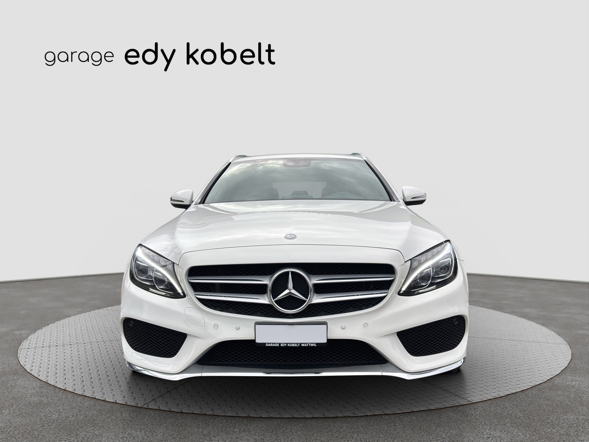 MERCEDES-BENZ C 220 d AMG Line 4Matic 9G-Tronic-image-2