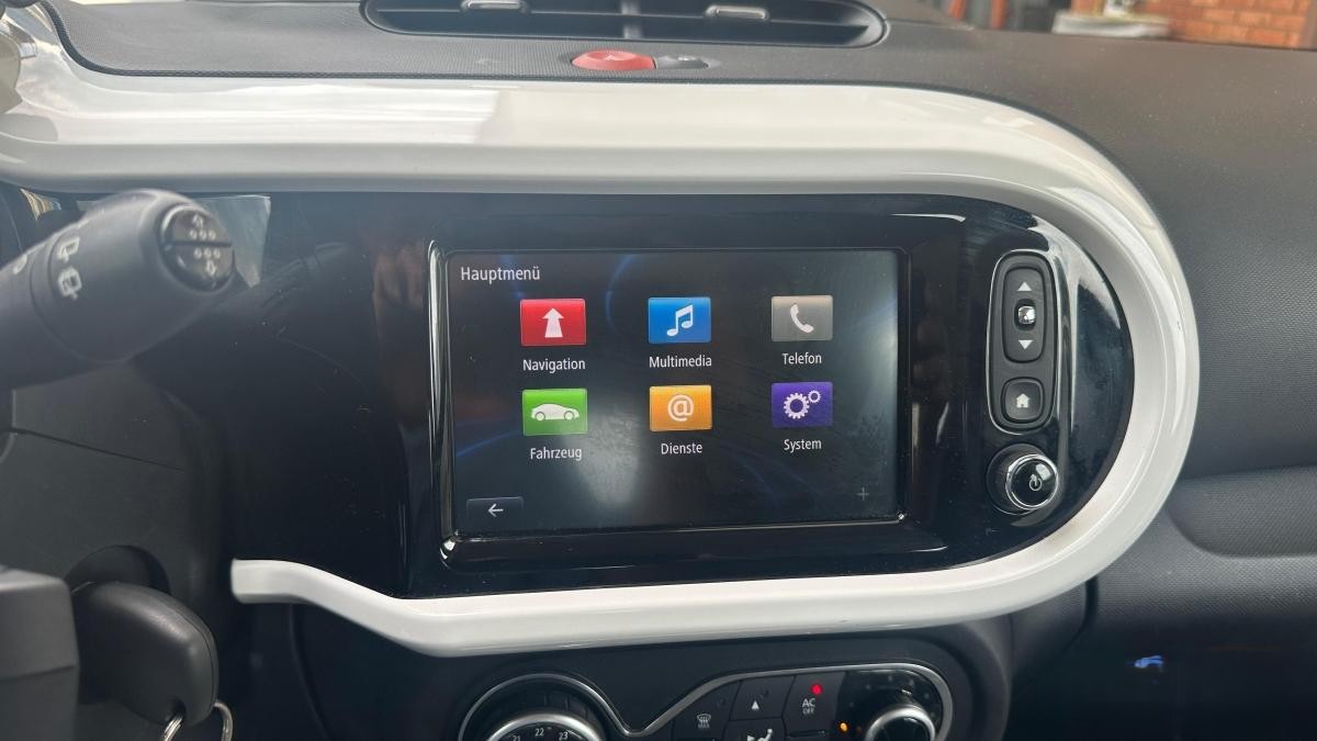 RENAULT Twingo 0.9 Intens-image-10