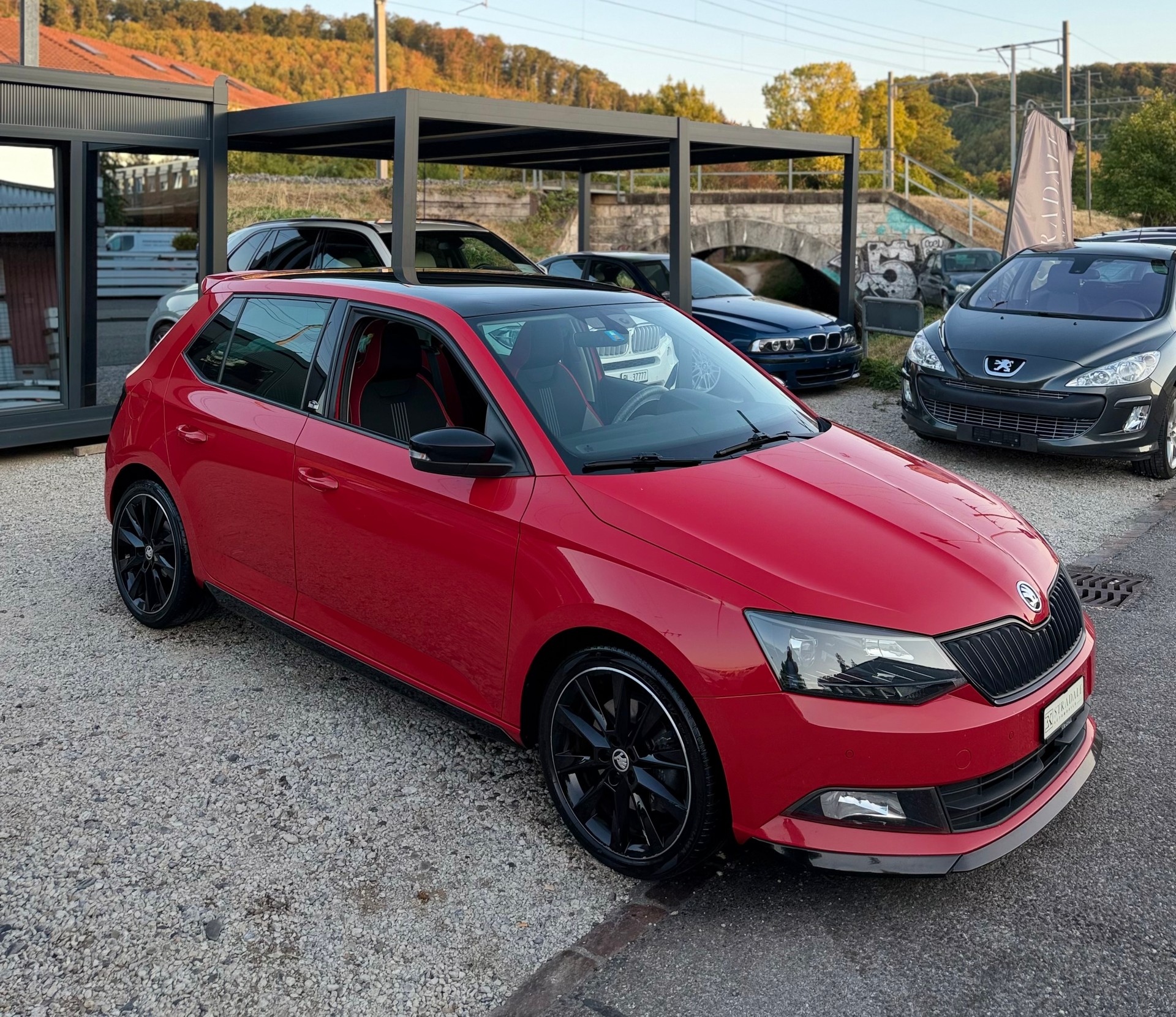 SKODA Fabia 1.0 TSI Monte Carlo DSG **Frisch Ab MFK** Schweizer Fahrzeug ** Panorama Dach**-image-2