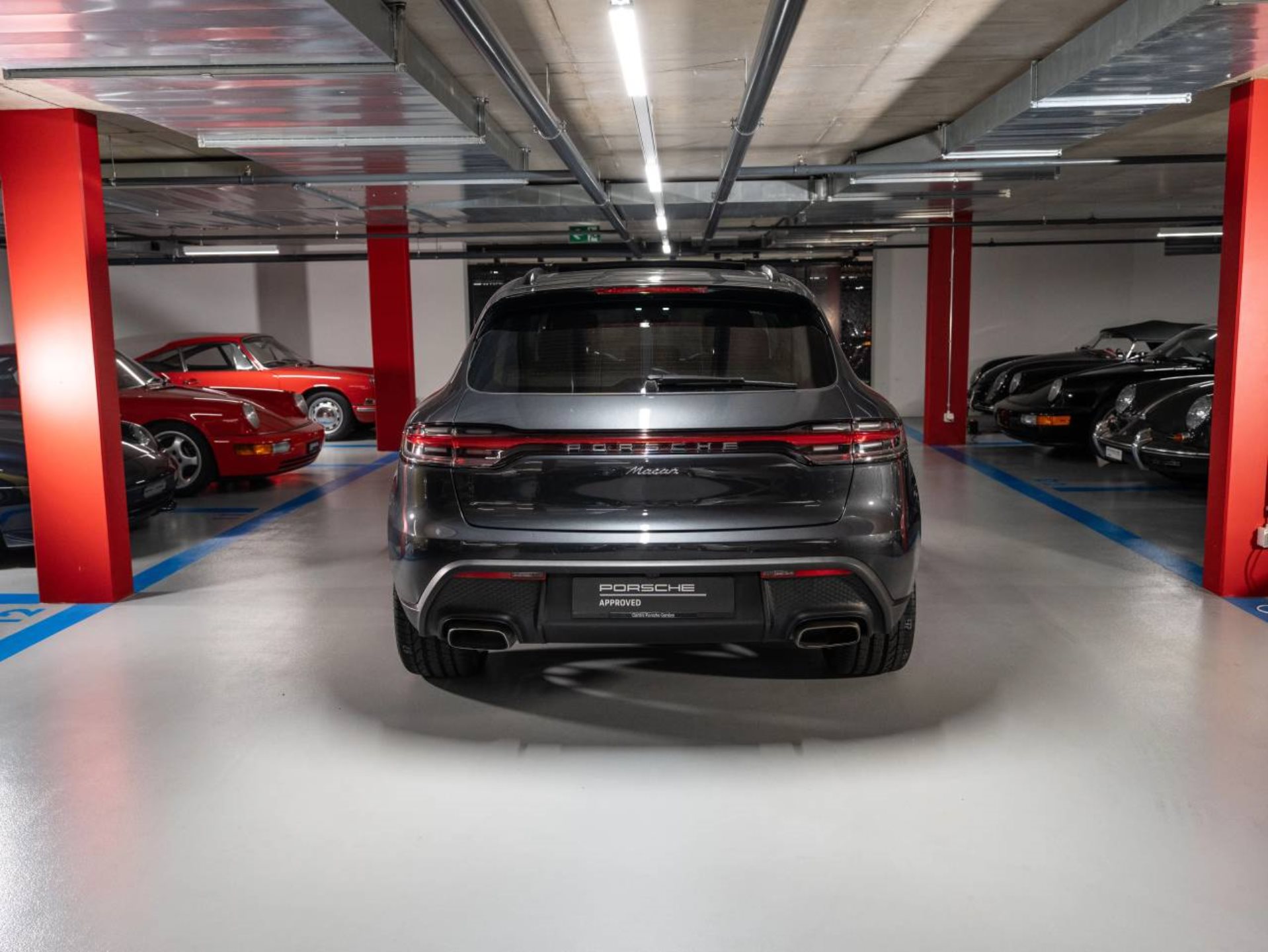 PORSCHE Macan-image-7
