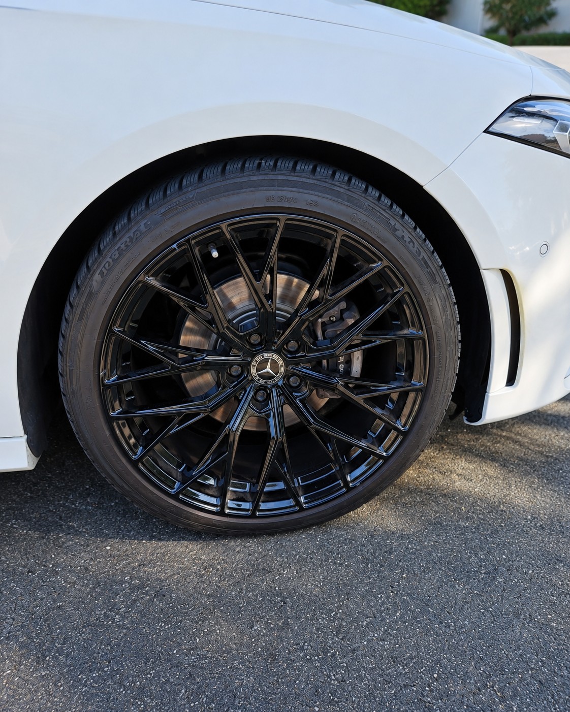 MERCEDES-BENZ A 200 AMG Line-image-4