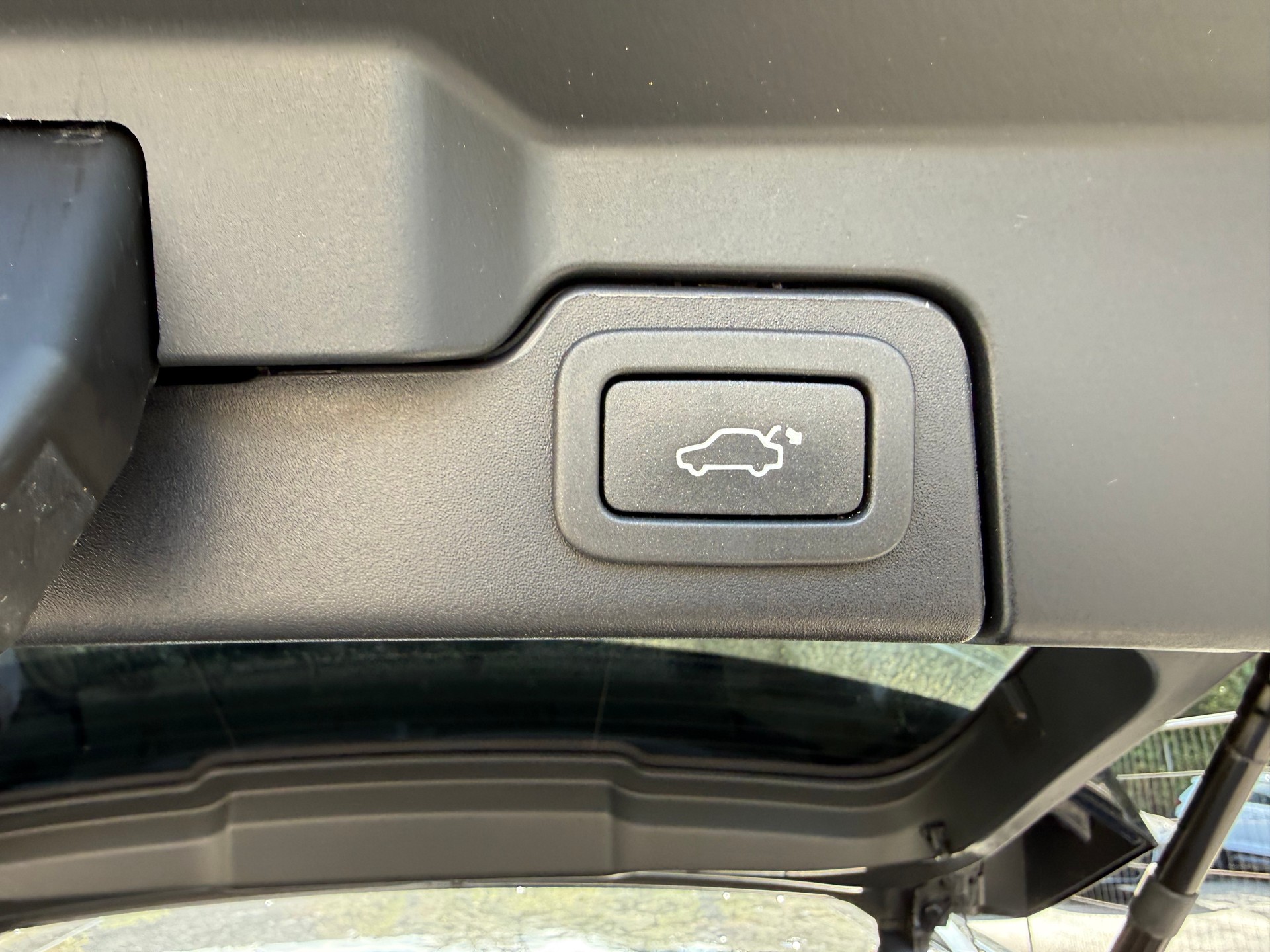 LAND ROVER Range Rover Evoque 2.0 Si4 SE Dynamic AT9-image-12