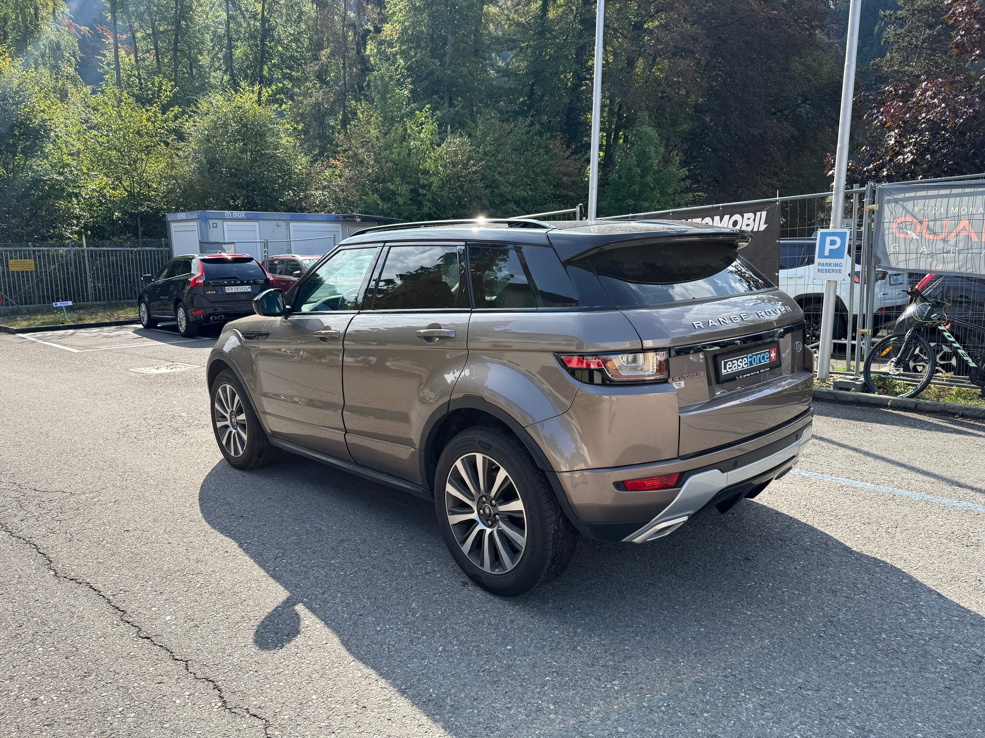 LAND ROVER Range Rover Evoque 2.0 Si4 SE Dynamic AT9-image-3