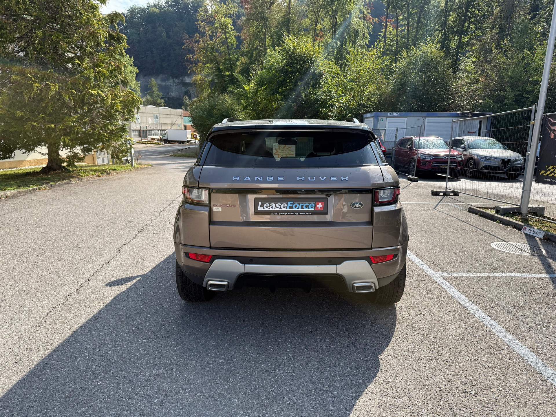 LAND ROVER Range Rover Evoque 2.0 Si4 SE Dynamic AT9-image-4