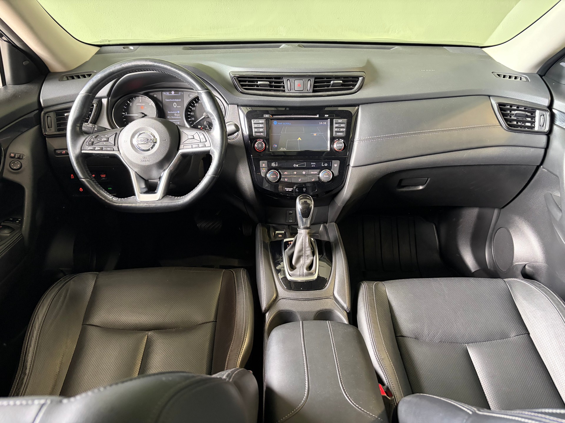 NISSAN X-Trail 2.0 dCi tekna Xtronic CVT ALL-MODE 4x4 *7Plätzer*Anhängerkupplung*Panoramadach*Ab MFK*-image-7