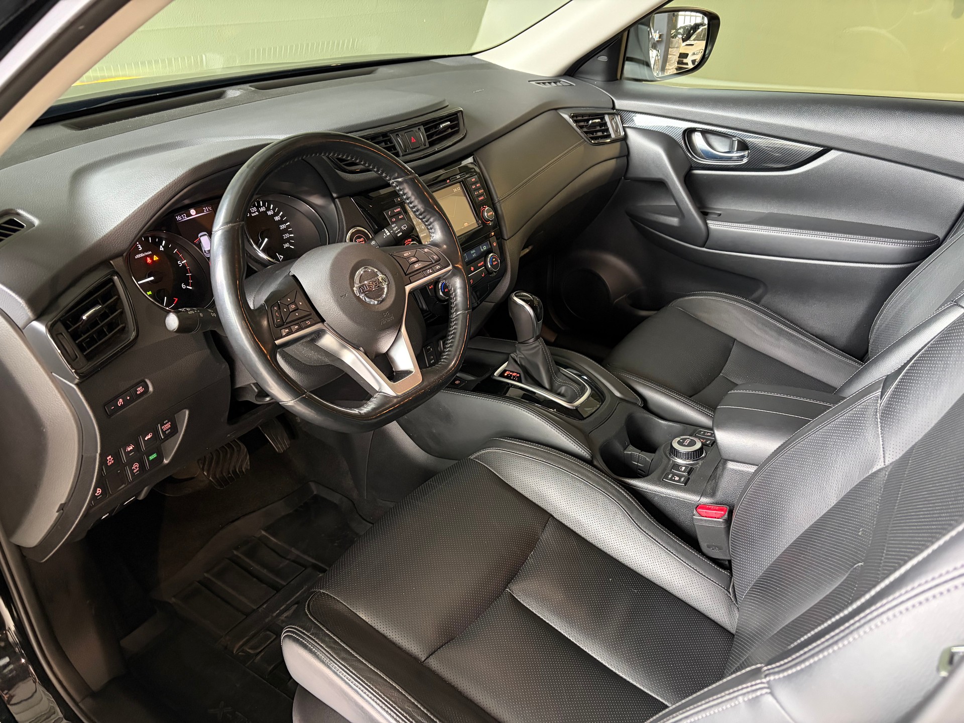 NISSAN X-Trail 2.0 dCi tekna Xtronic CVT ALL-MODE 4x4 *7Plätzer*Anhängerkupplung*Panoramadach*Ab MFK*-image-22