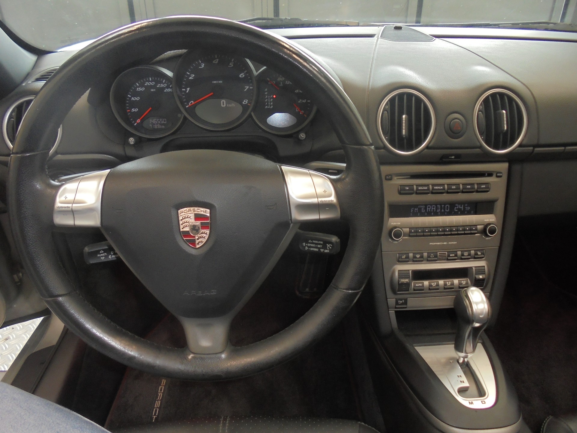 PORSCHE Boxster 2.7-image-8