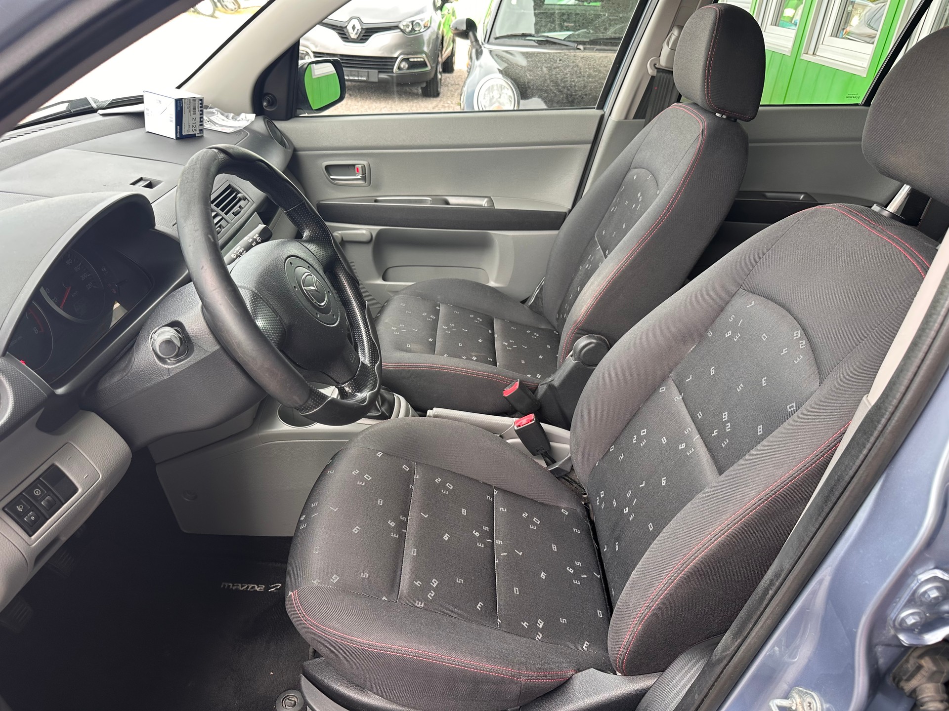 MAZDA 2 1.25i 16V Confort-image-11