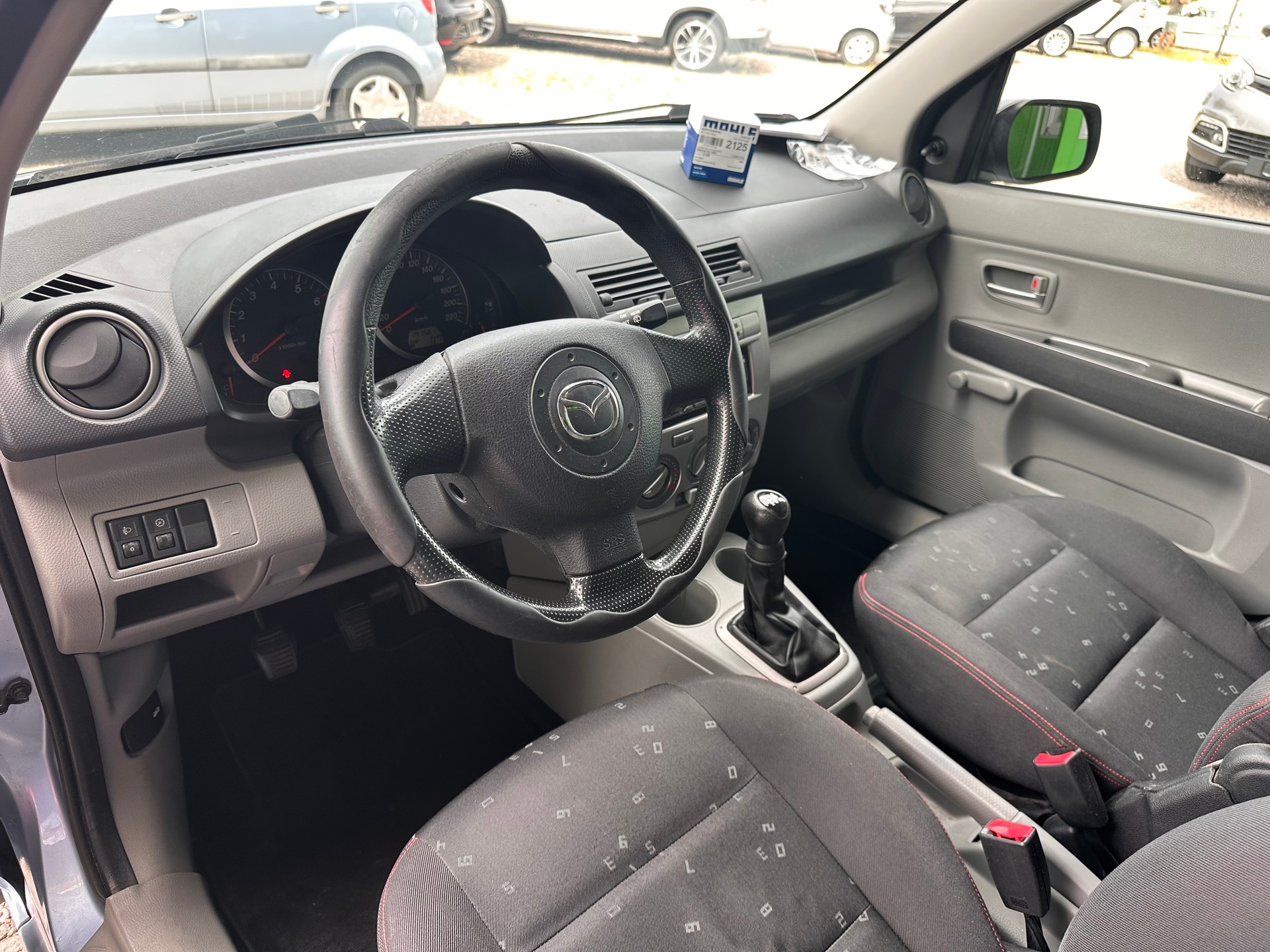 MAZDA 2 1.25i 16V Confort-image-12