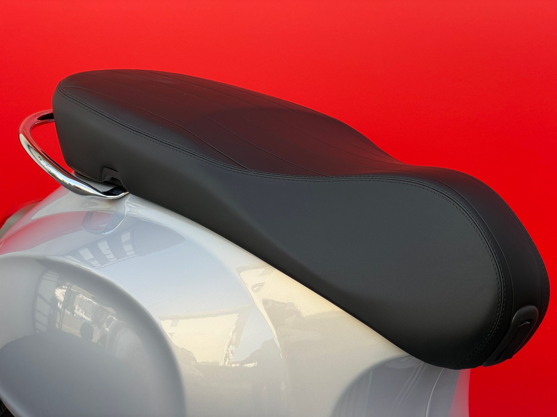 PIAGGIO Vespa 125 Primavera-image-8
