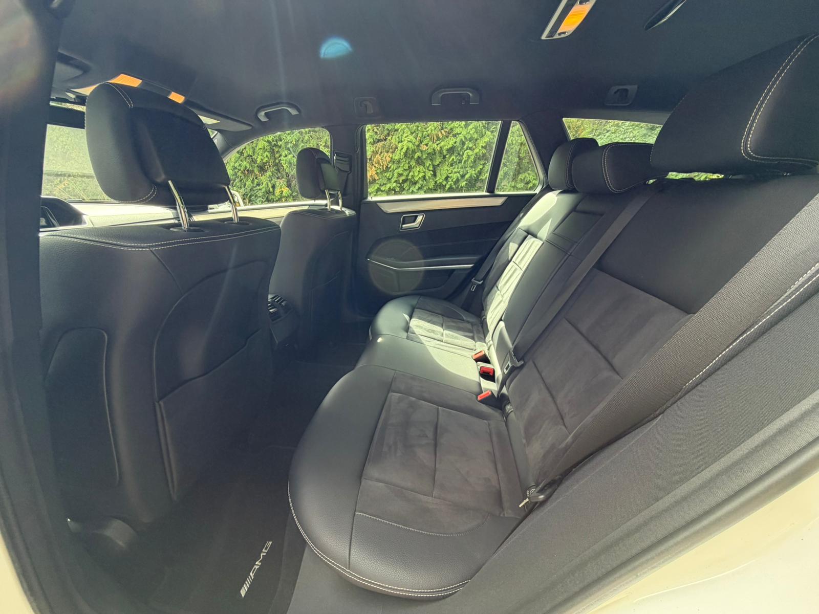 MERCEDES-BENZ E 220 BlueTEC 4Matic 7G-Tronic AMG Line-image-11