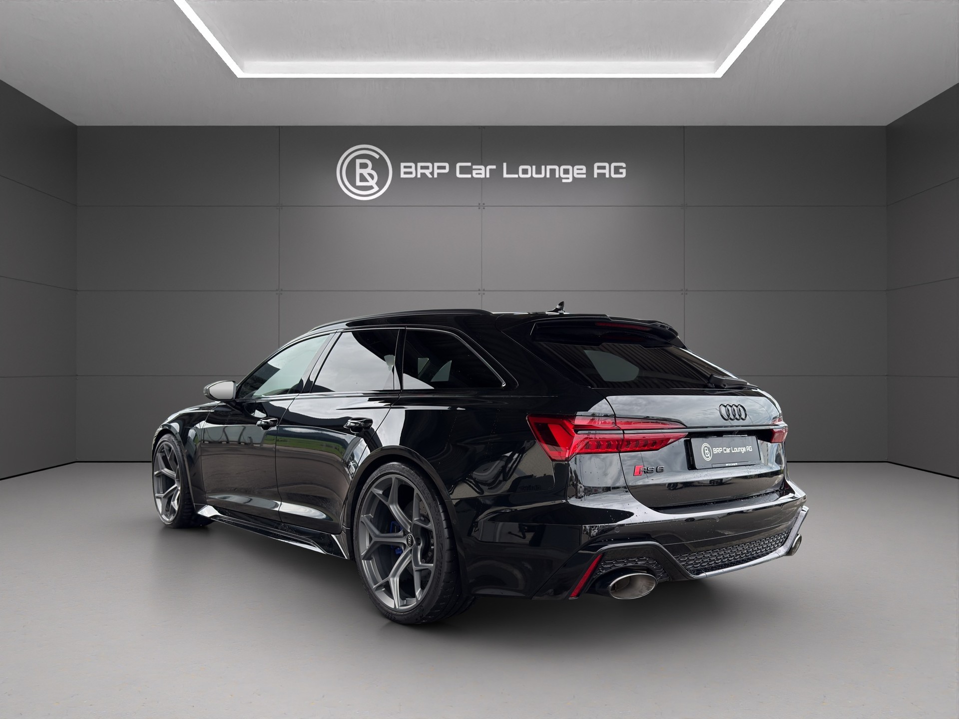 AUDI RS6 Avant 4.0 TFSI V8 Performance quattro-image-3