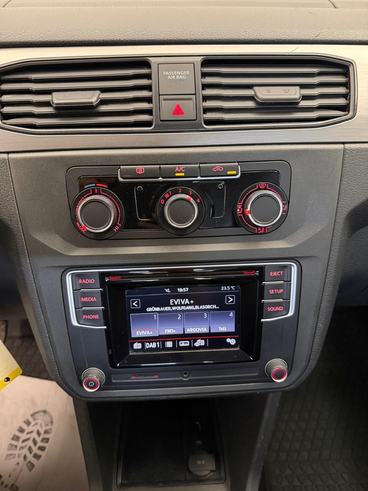 VW Caddy 2.0 TDI Trendline 4m-image-16