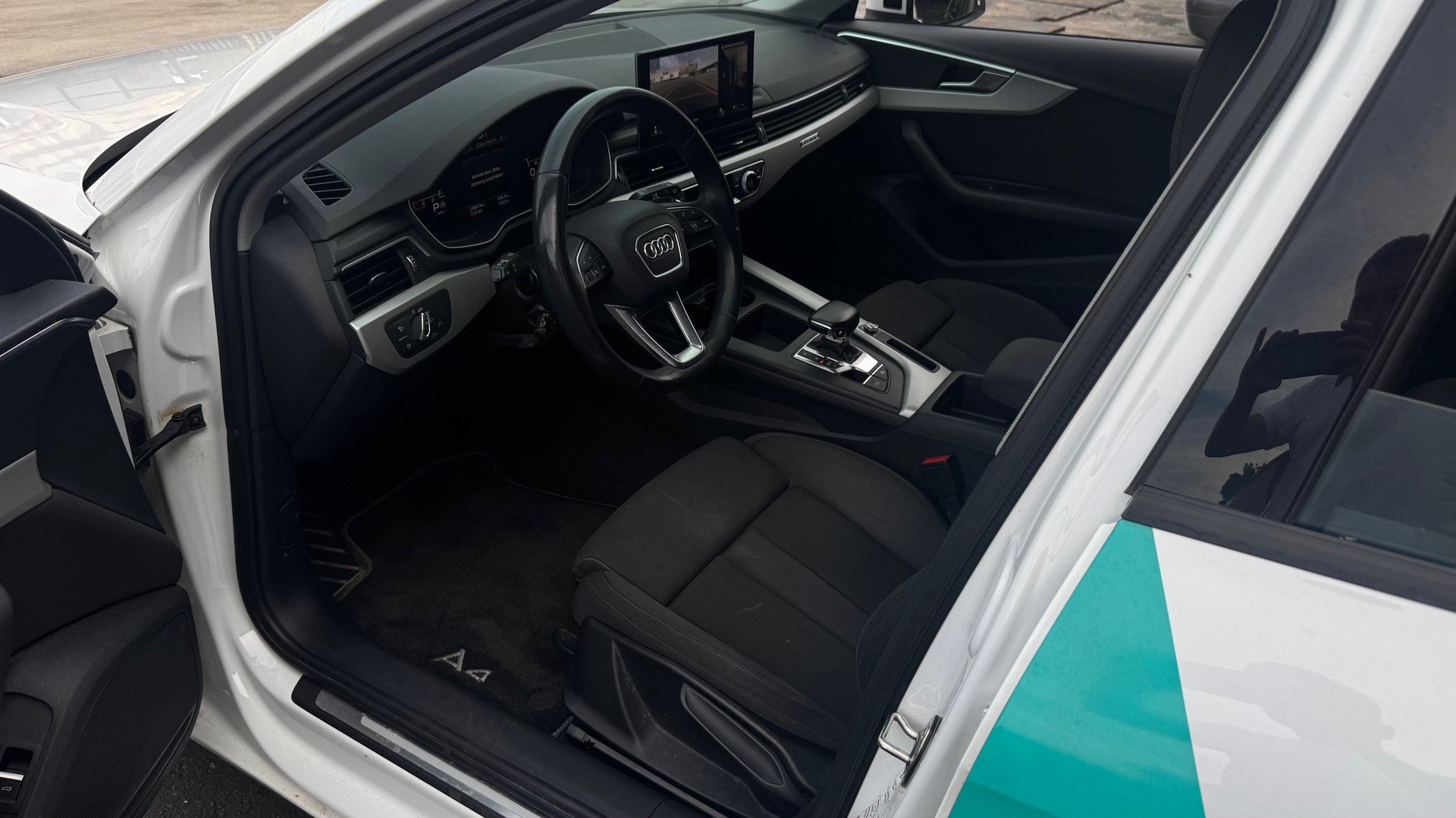 AUDI A4 Avant 50 TDI quattro tiptronic-image-10