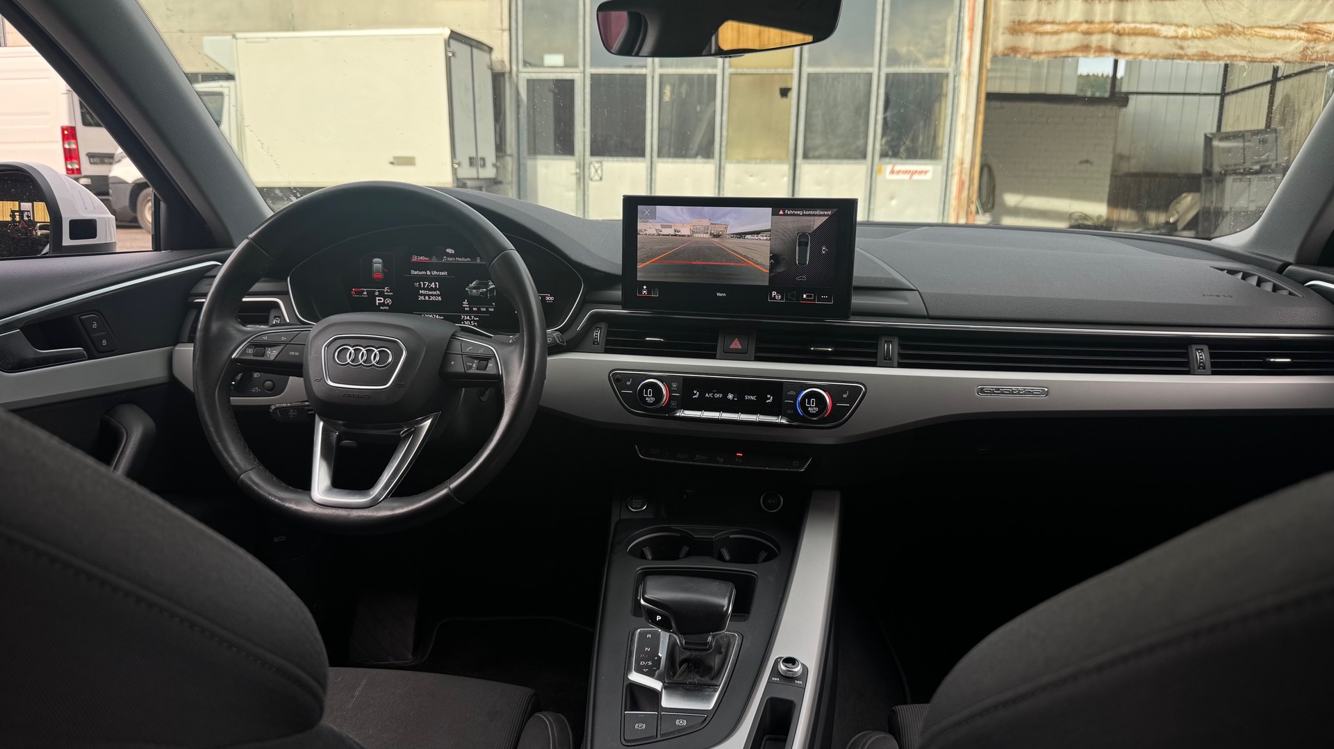 AUDI A4 Avant 50 TDI quattro tiptronic-image-9