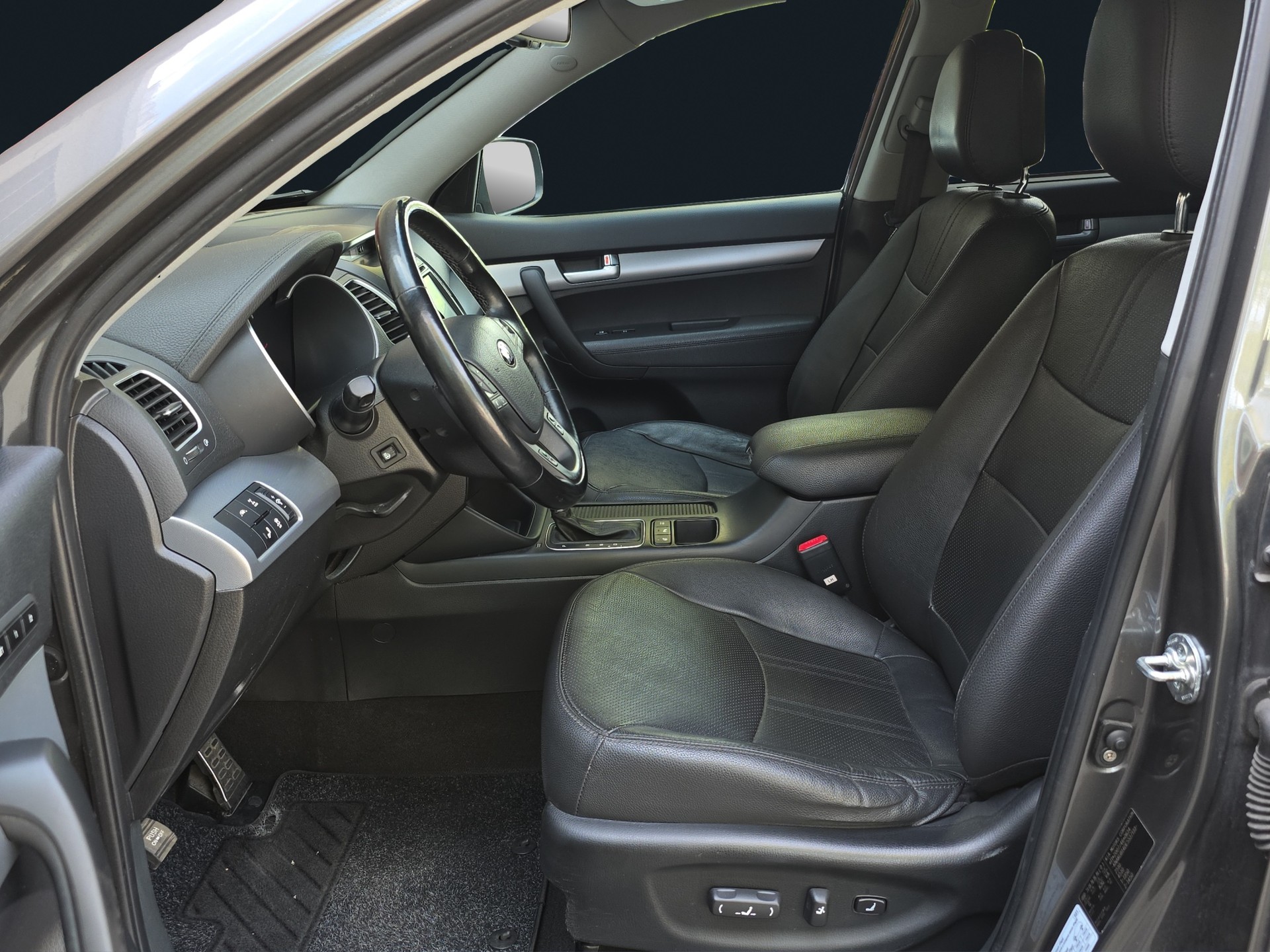 KIA Sorento 2.2 CRDI Style Automatic-image-9