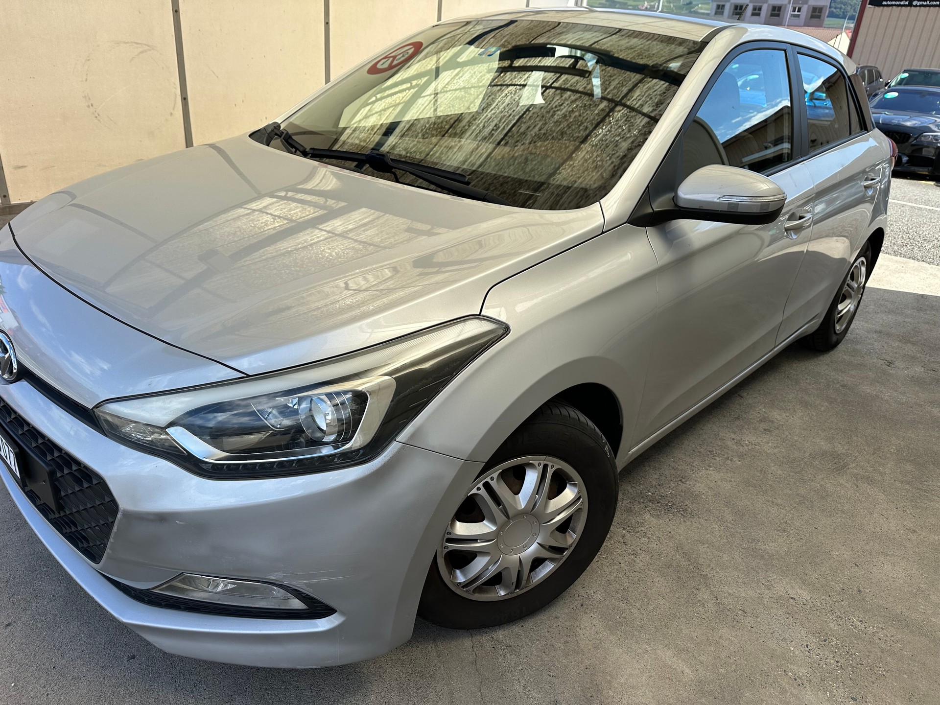 HYUNDAI i20 1.2 Amplia