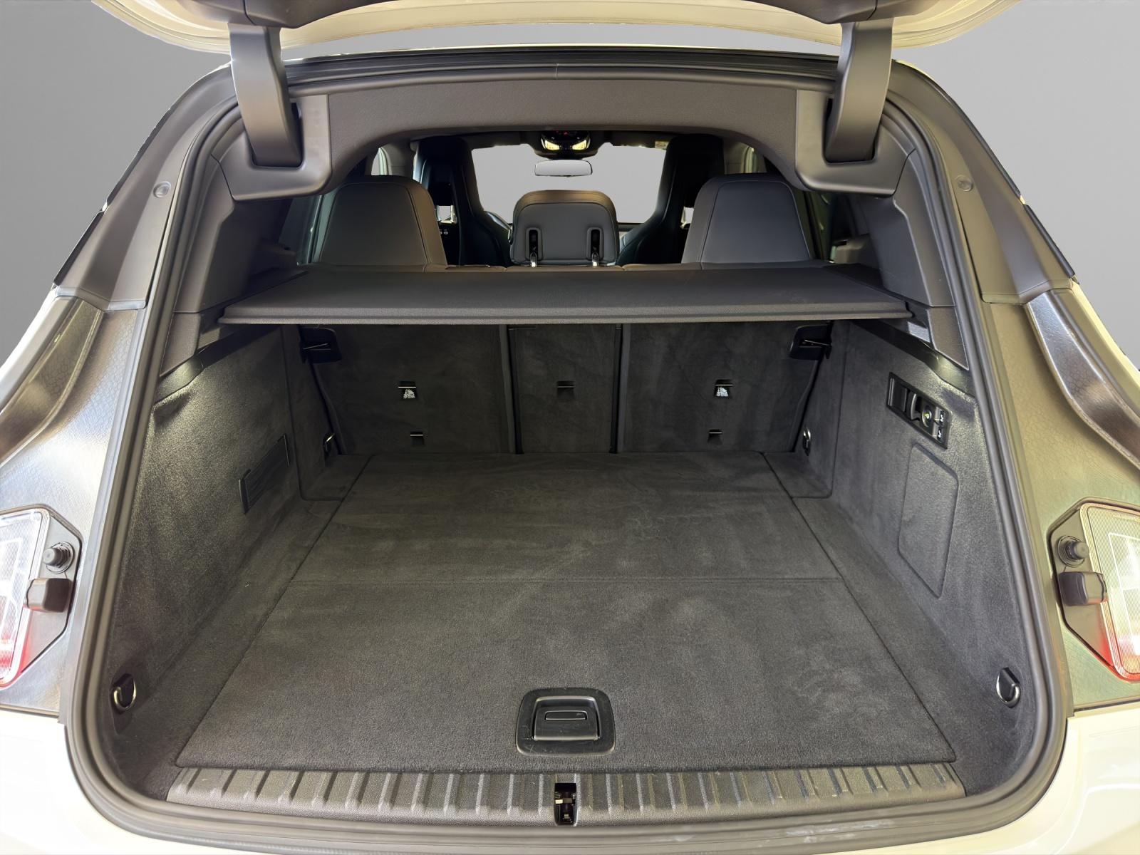 BMW iX xDrive40 SportPaket-image-21