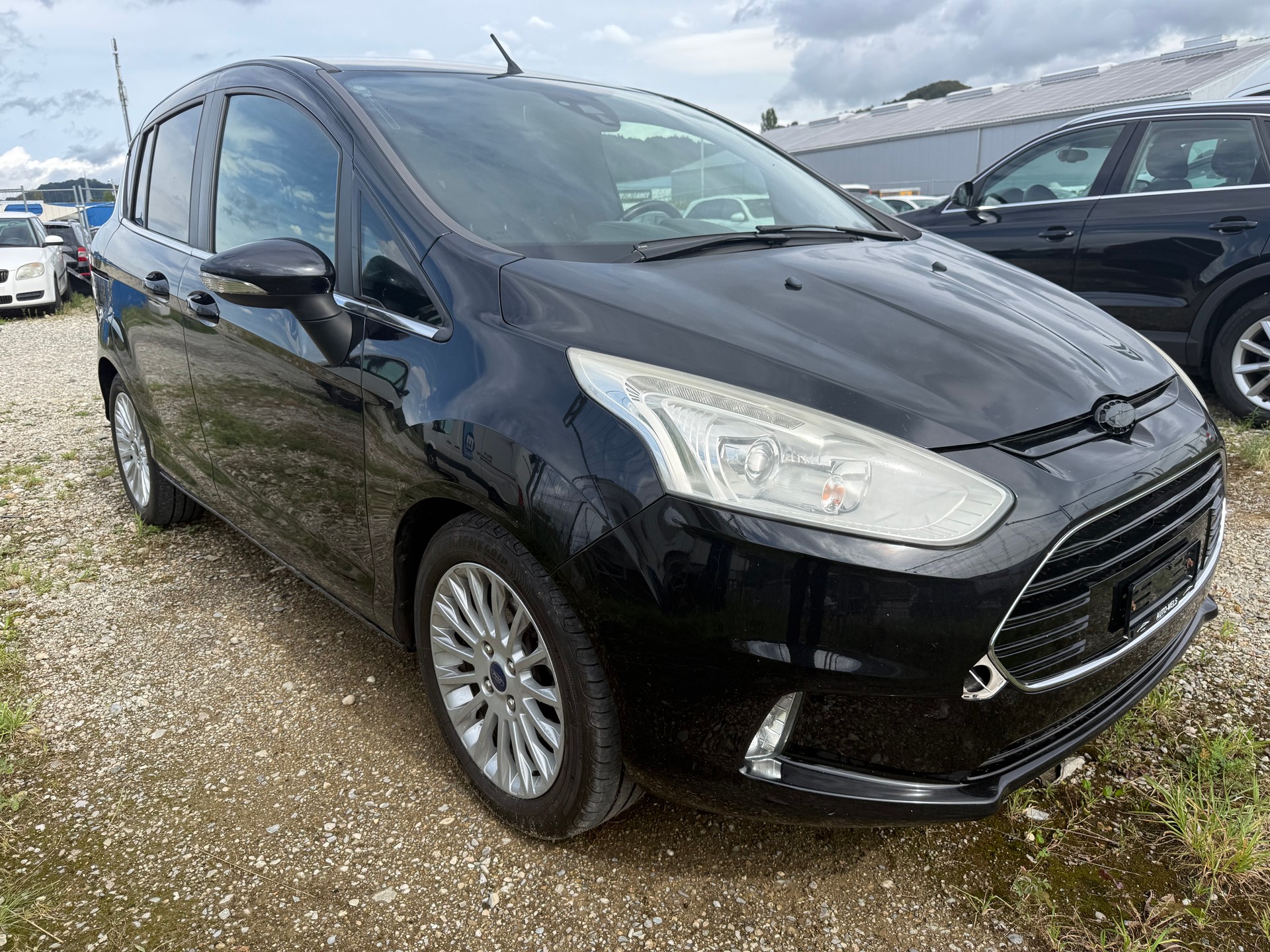 FORD B-Max 1.0 SCTi Titanium-image-1