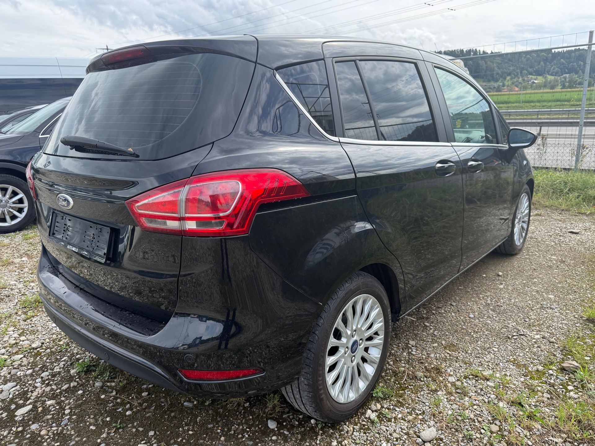 FORD B-Max 1.0 SCTi Titanium-image-2