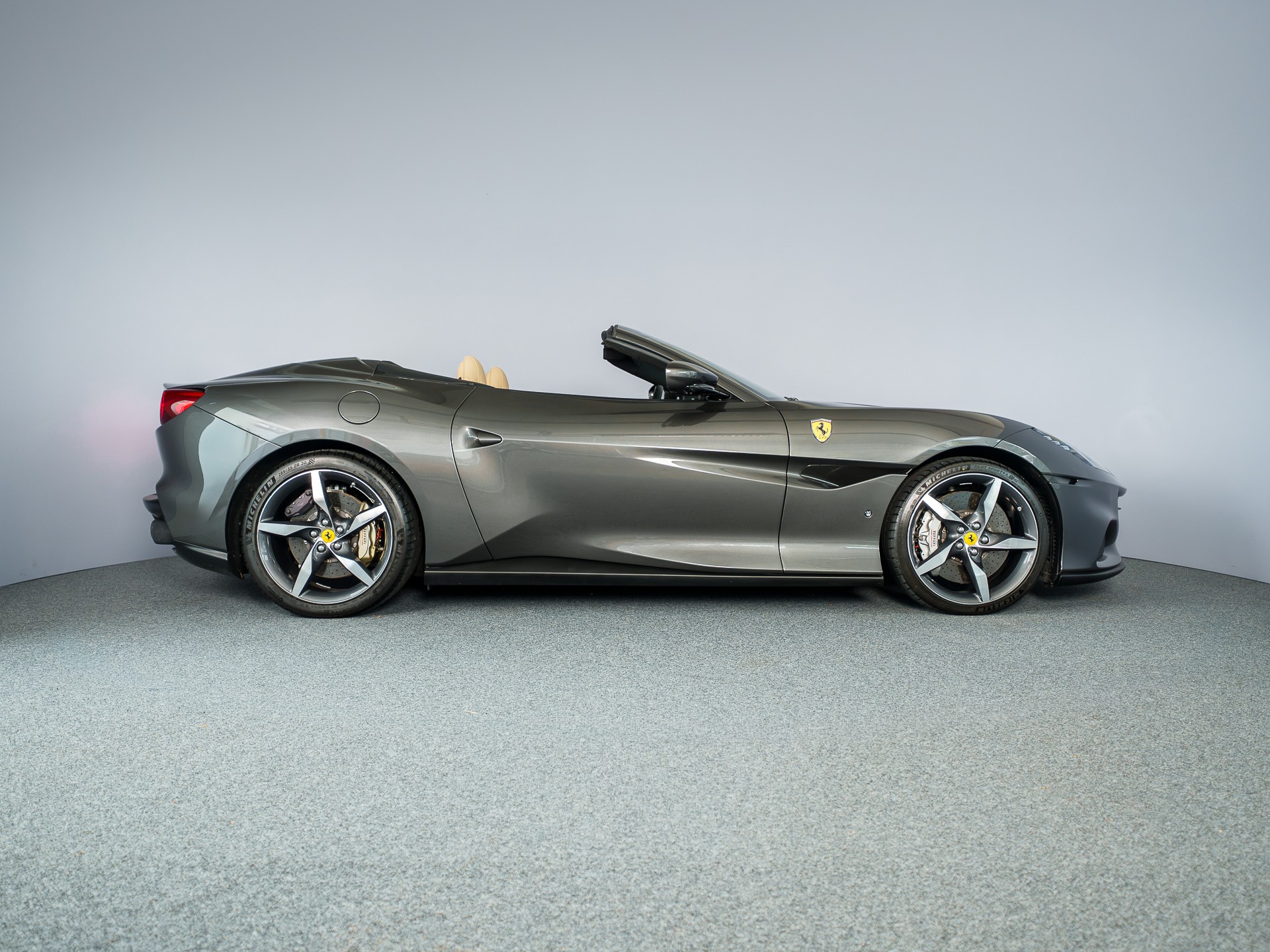 FERRARI Portofino M seltene Konfiguration-image-6