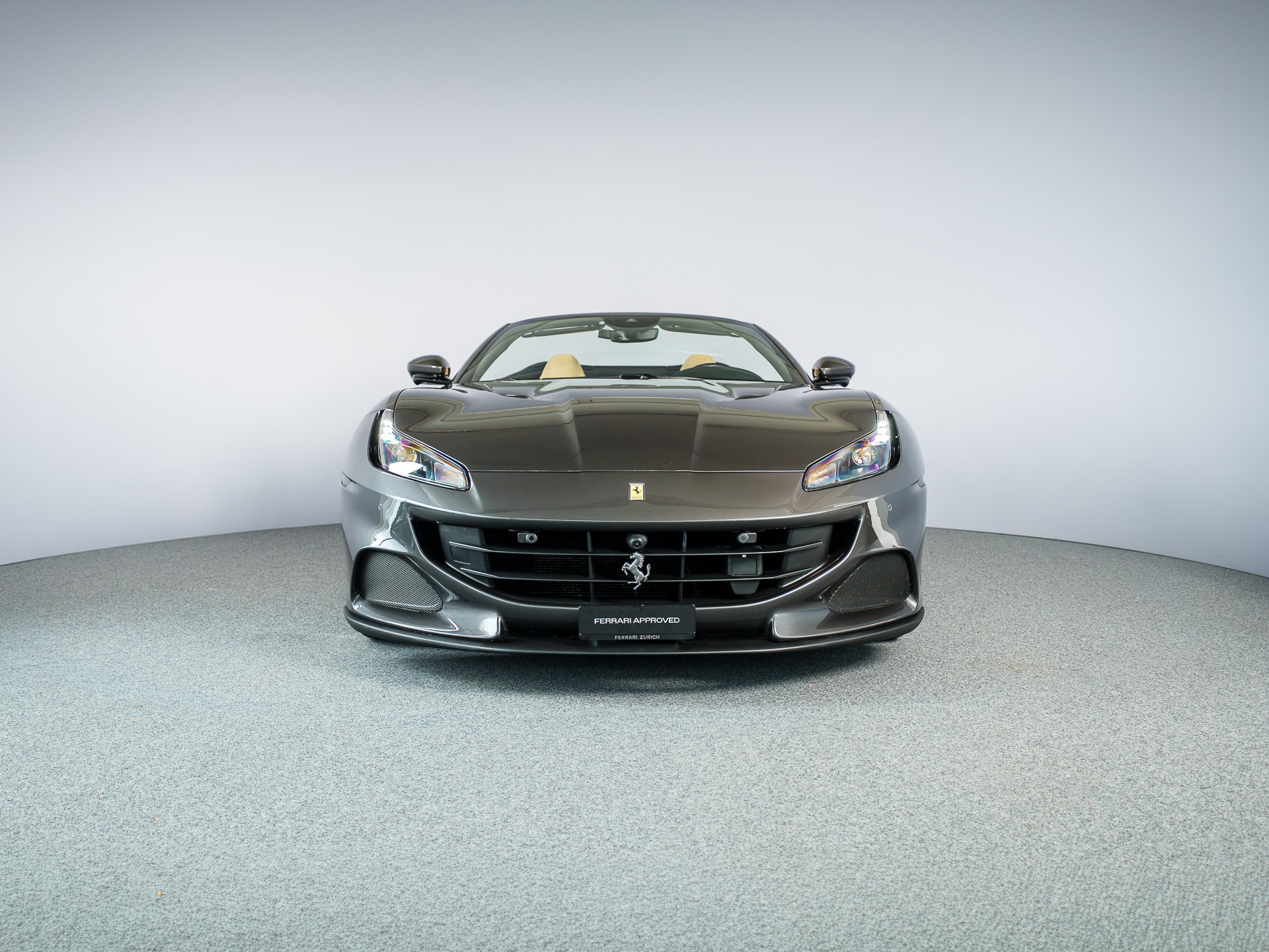 FERRARI Portofino M seltene Konfiguration-showroom-element-3