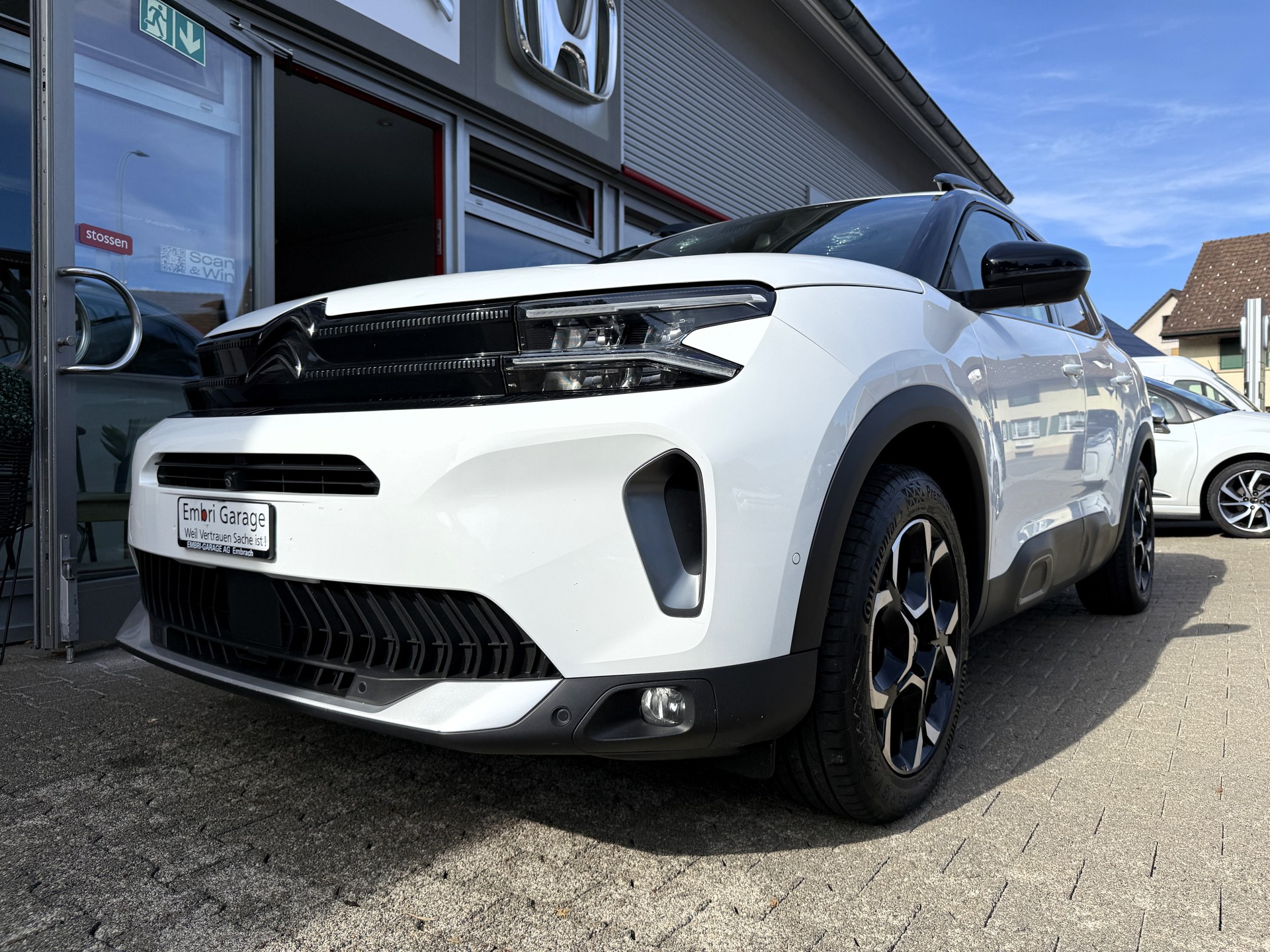 CITROEN C5 Aircross 1.5 Diesel Max EAT8-image-2