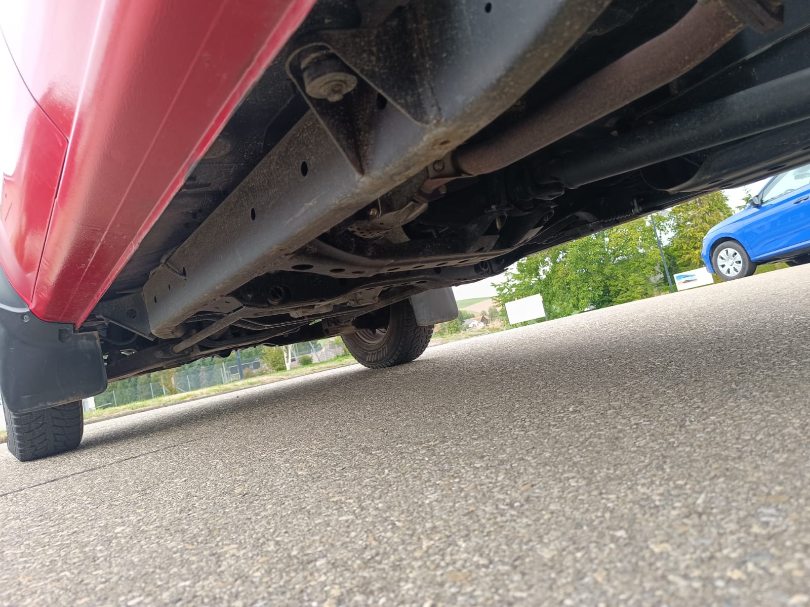 NISSAN King Cab 2.4 4x4-image-13