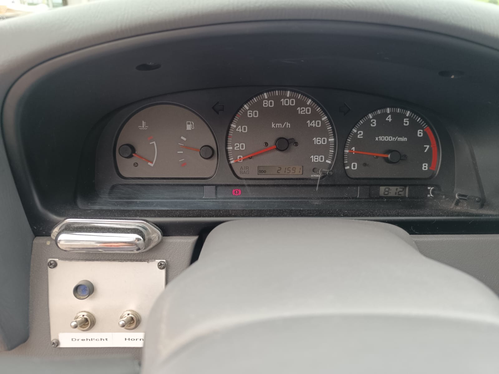 NISSAN King Cab 2.4 4x4-image-9