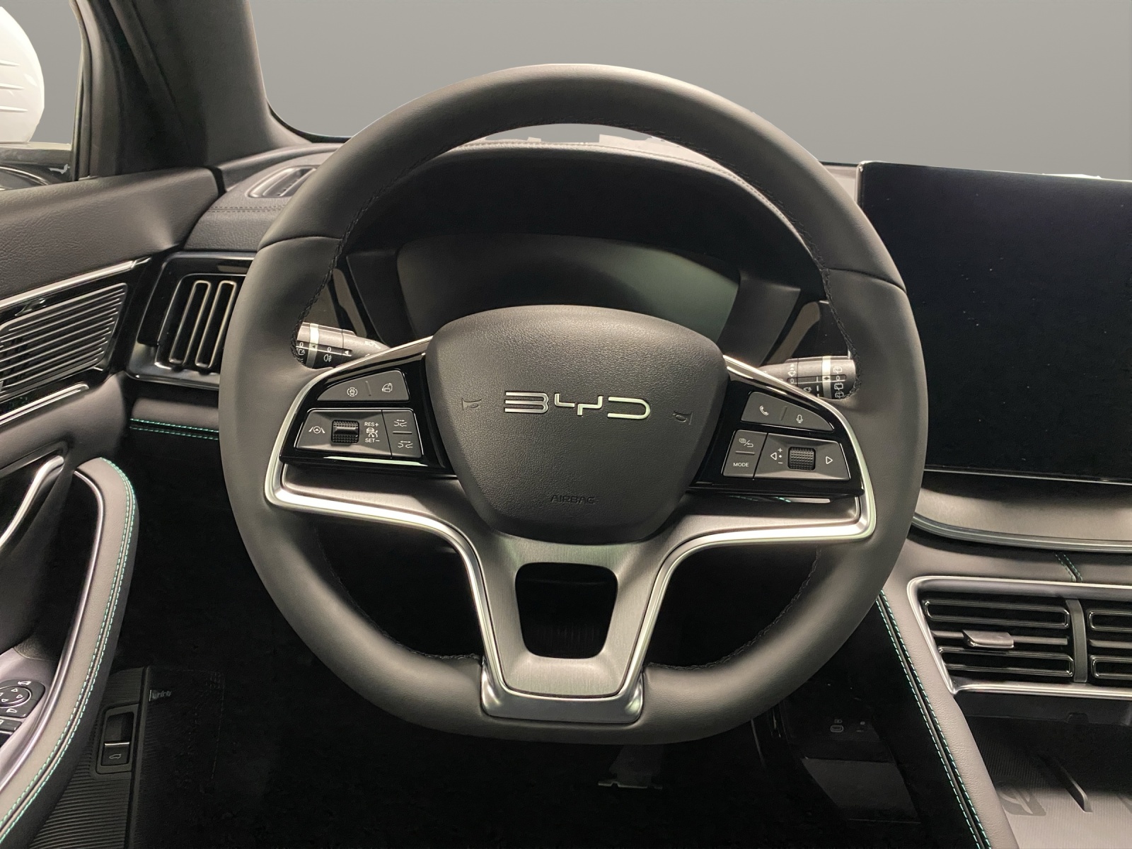 BYD Seal U DM-i Design AWD-image-12