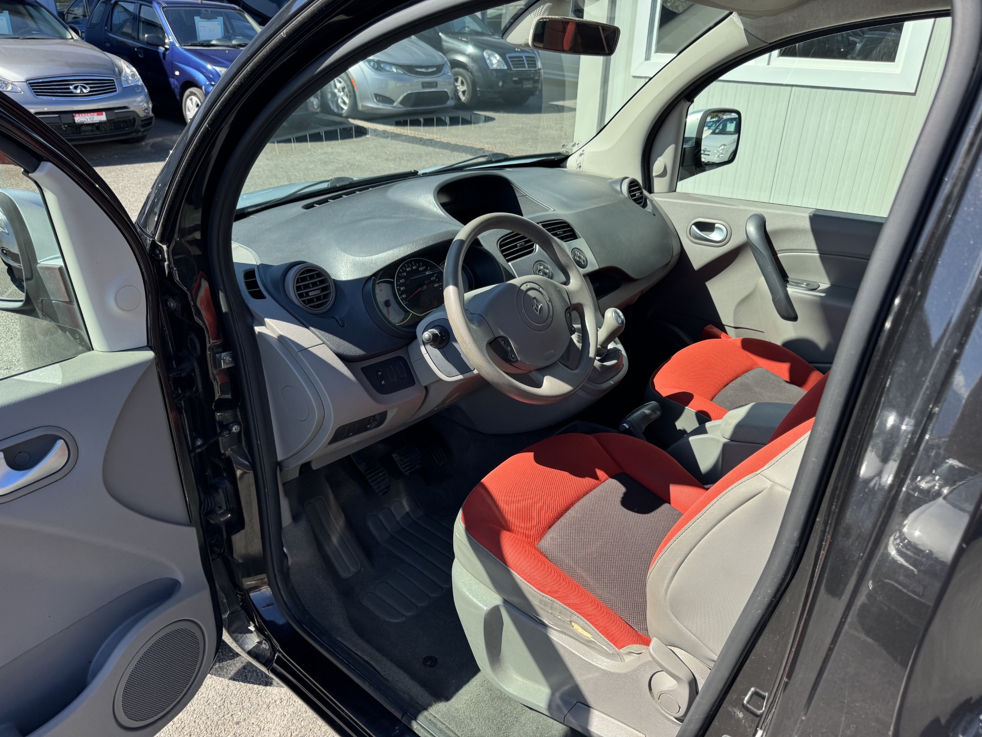 RENAULT Kangoo Be Bop 1.6 16V-image-7
