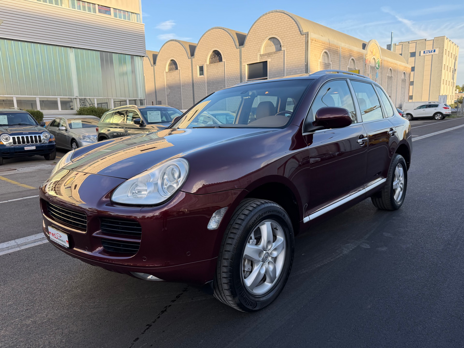 PORSCHE Cayenne S-image-1