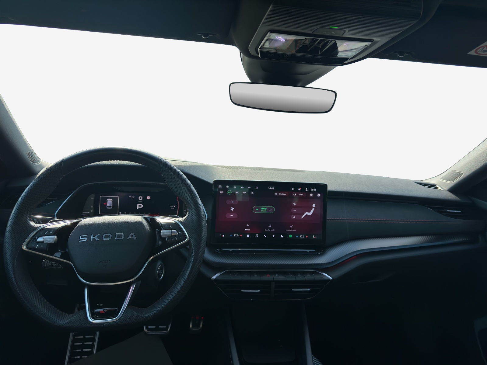 SKODA Octavia Combi 2.0 TSI DSG RS-image-8
