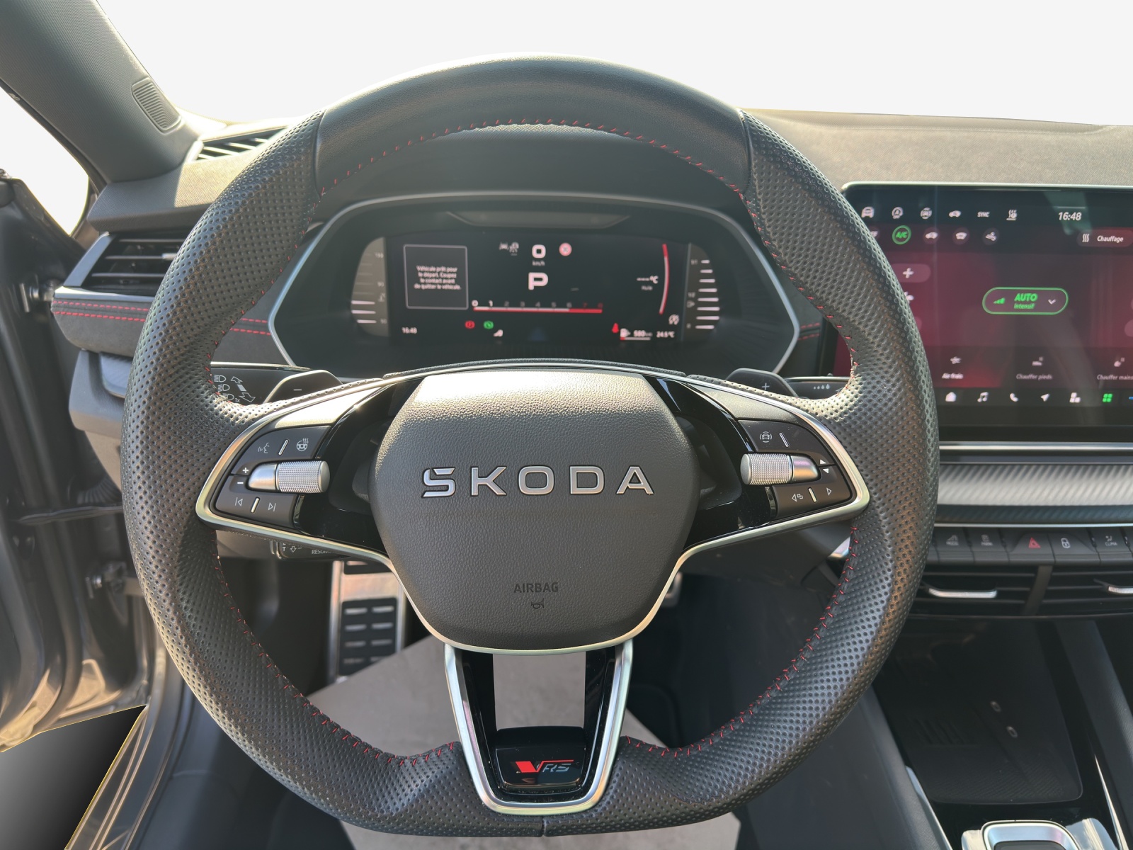 SKODA Octavia Combi 2.0 TSI DSG RS-image-9