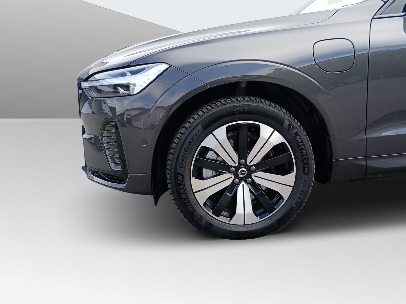 VOLVO XC60 2.0 T6 TE Plus Dark eAWD-image-8