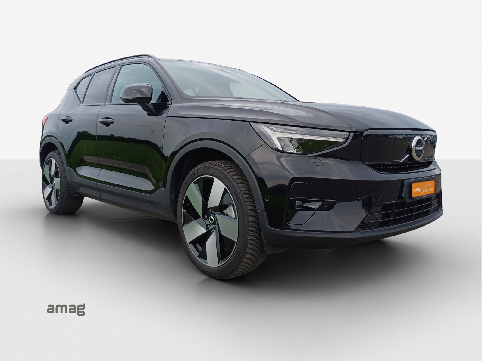 VOLVO XC40 Recharge P8 Twin AWD Pure Electric Ultimate-image-5