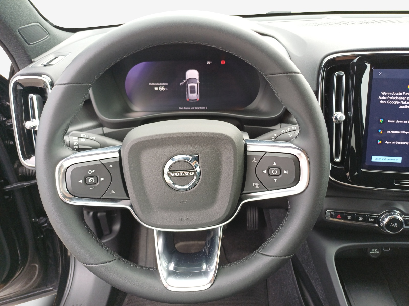 VOLVO XC40 Recharge P8 Twin AWD Pure Electric Ultimate-image-8