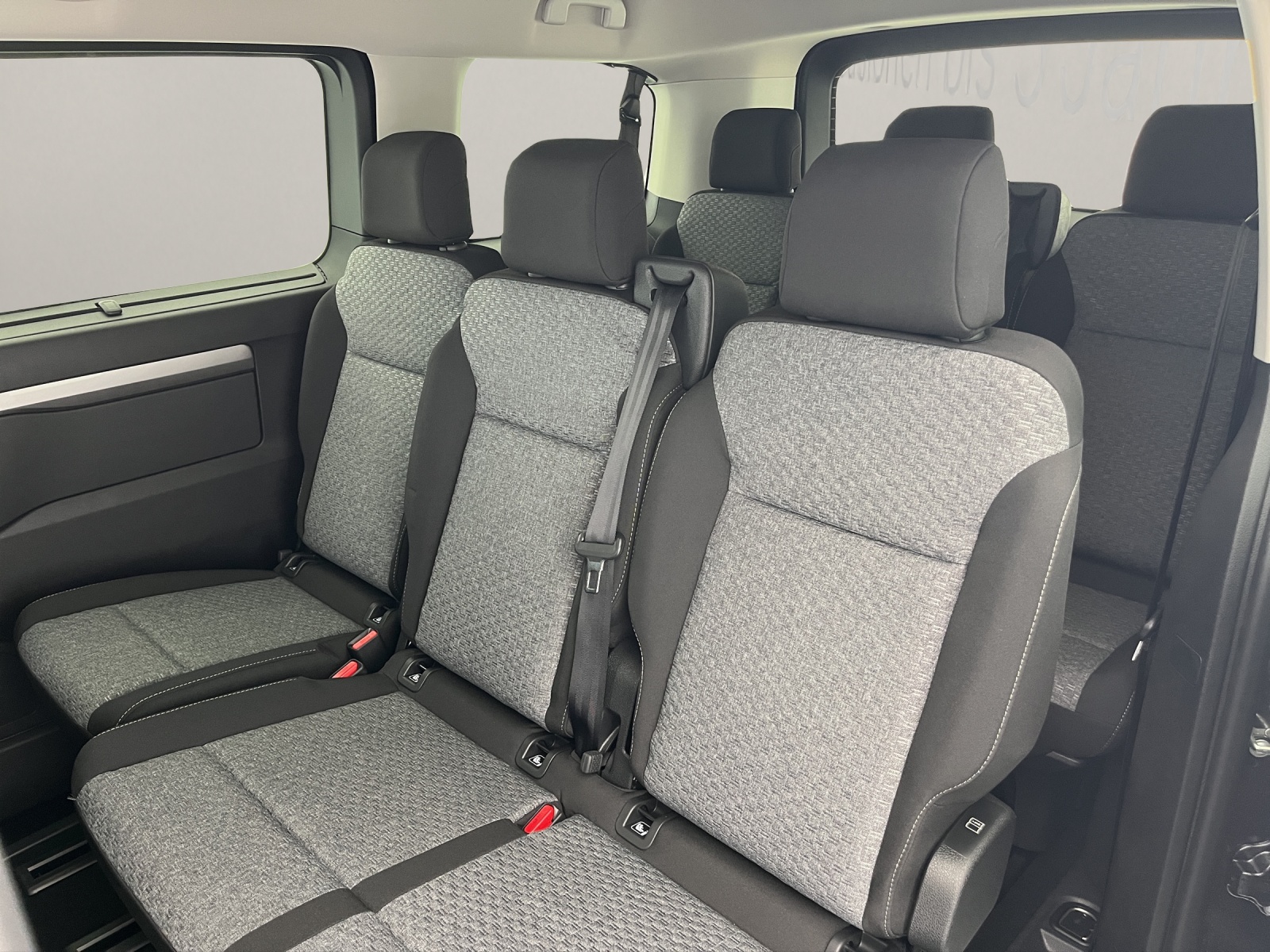 CITROEN Spacetourer M 2.2 BlueHDi 180 You S/S-image-16