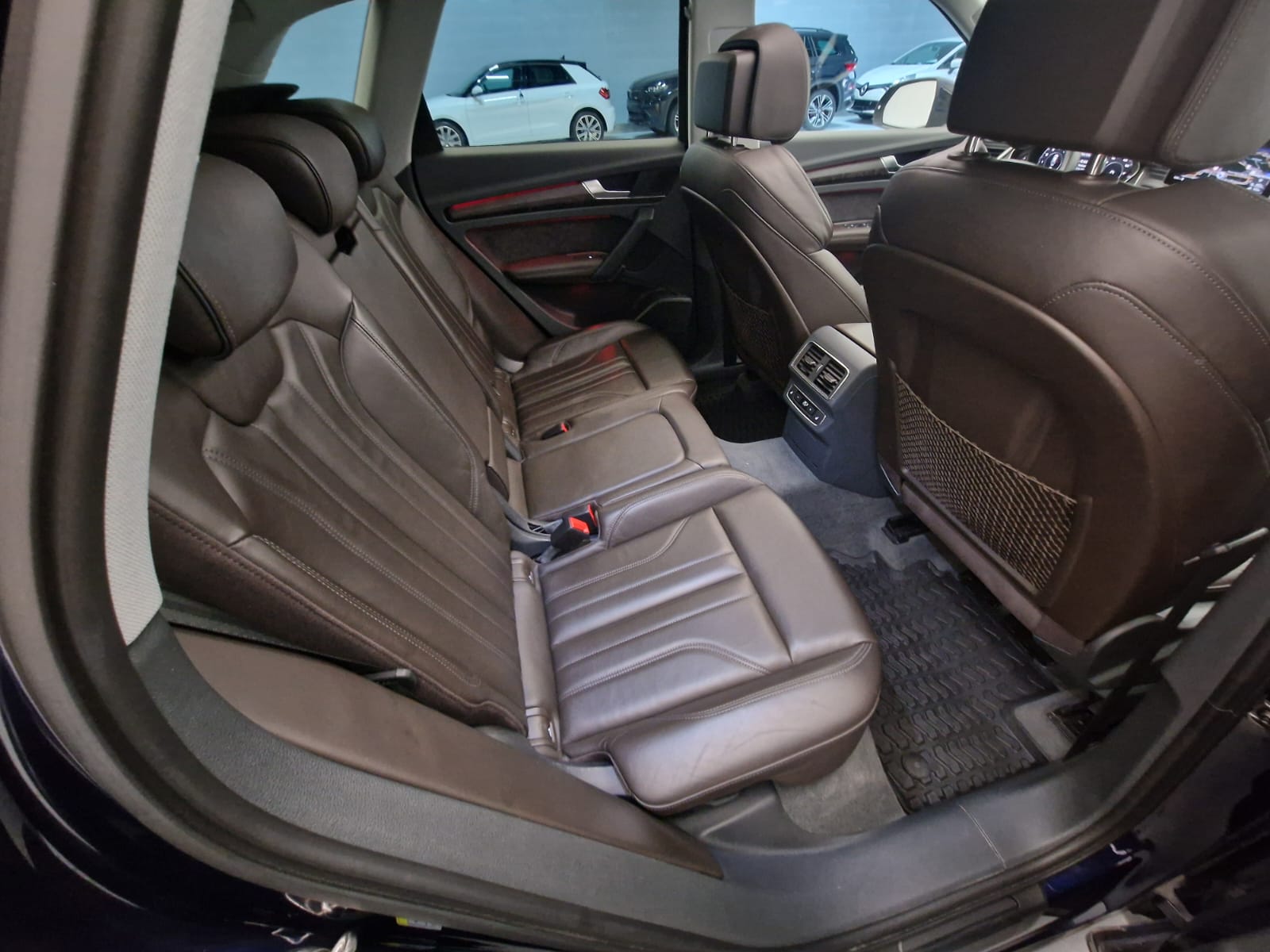 AUDI Q5 2.0 TFSI design quattro S-tronic-image-13
