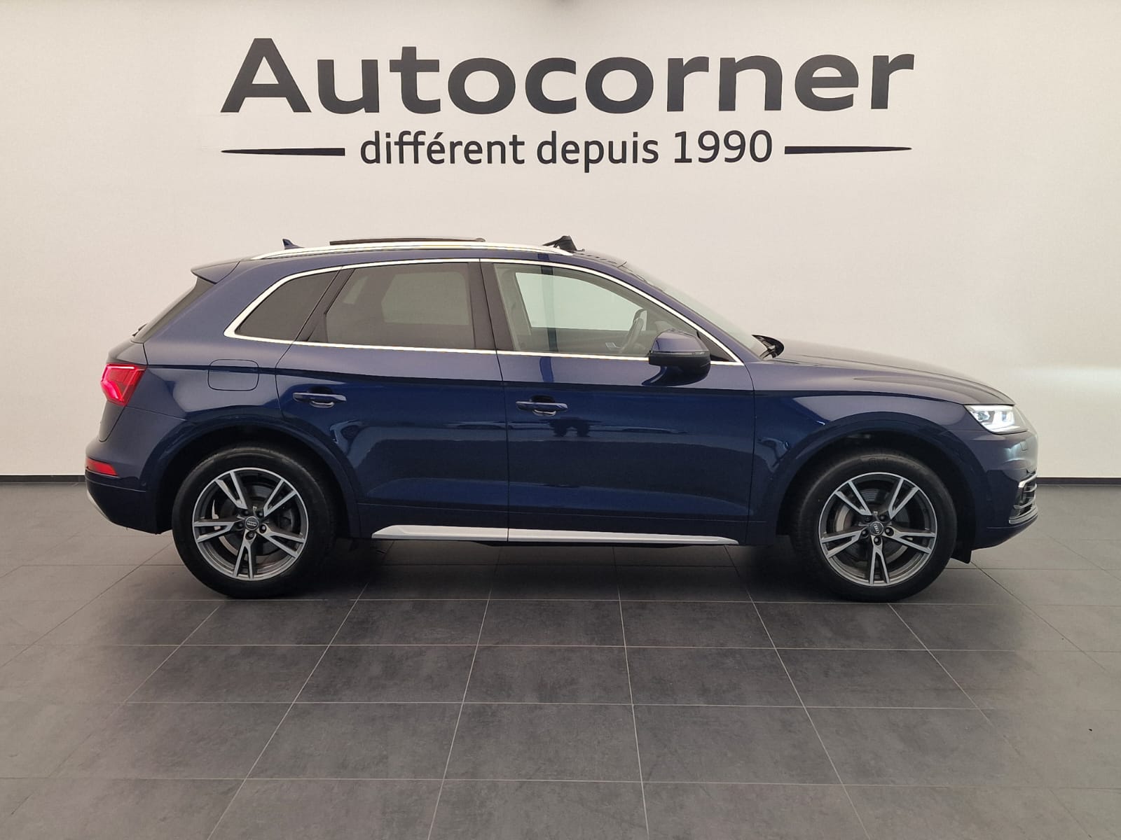 AUDI Q5 2.0 TFSI design quattro S-tronic-image-5