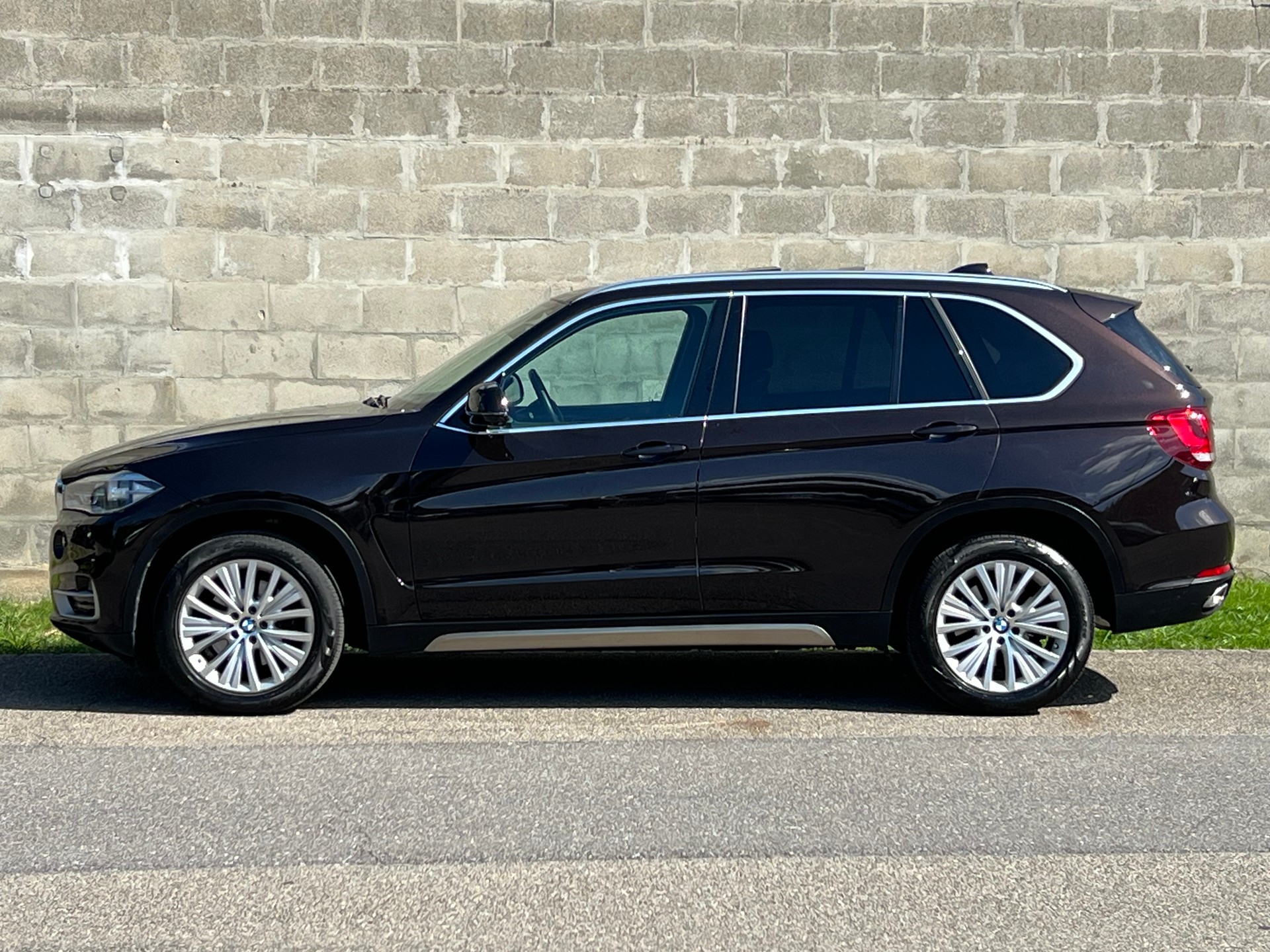 BMW X5 xDrive 40d Steptronic-image-1
