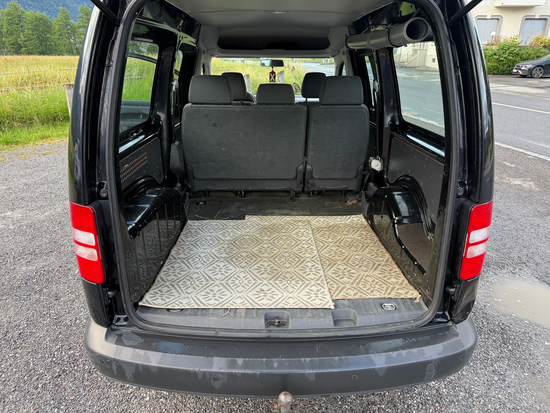 VW Caddy Maxi 1.6 TDI BMT DSG-image-14