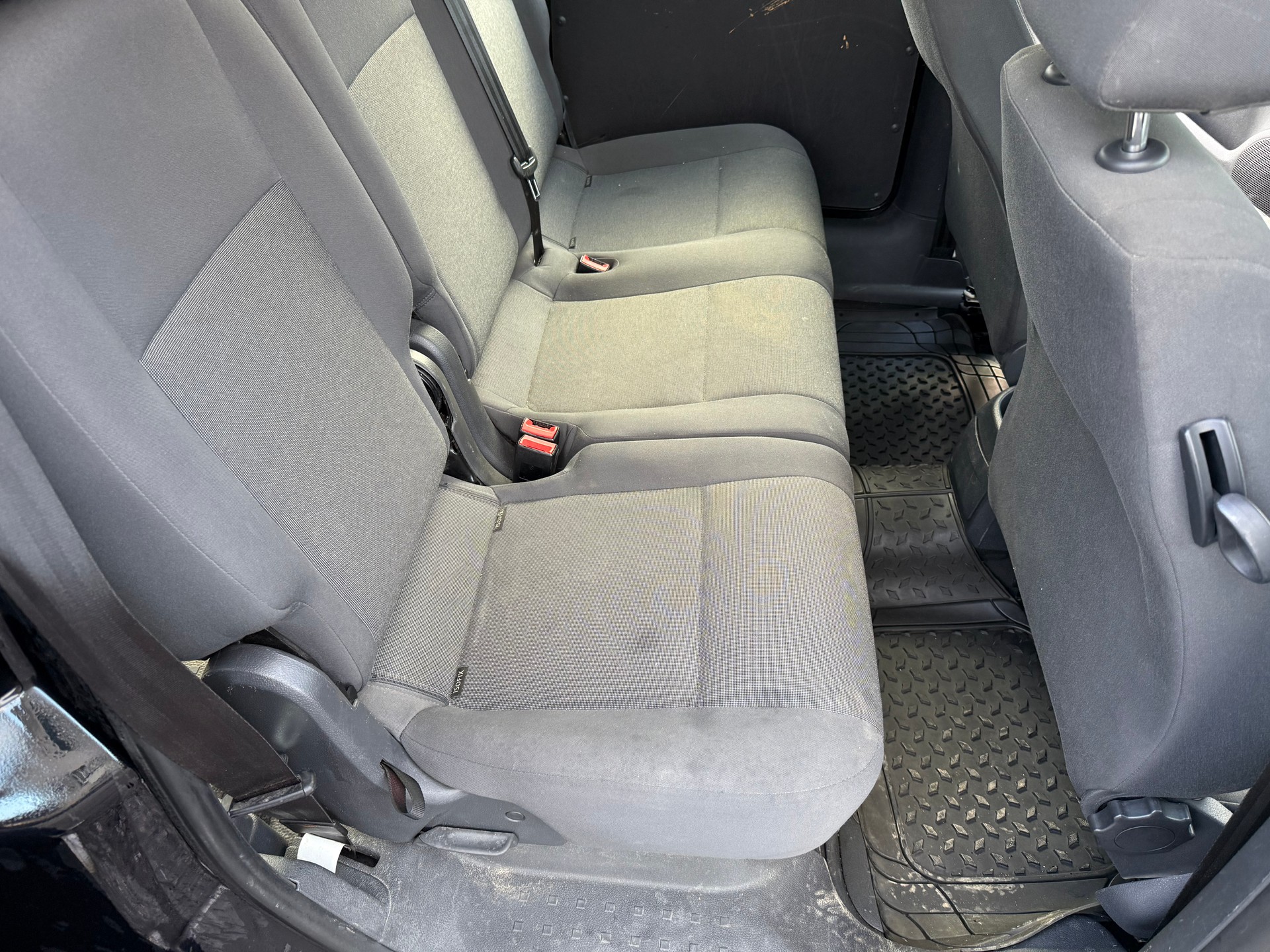VW Caddy Maxi 1.6 TDI BMT DSG-image-13