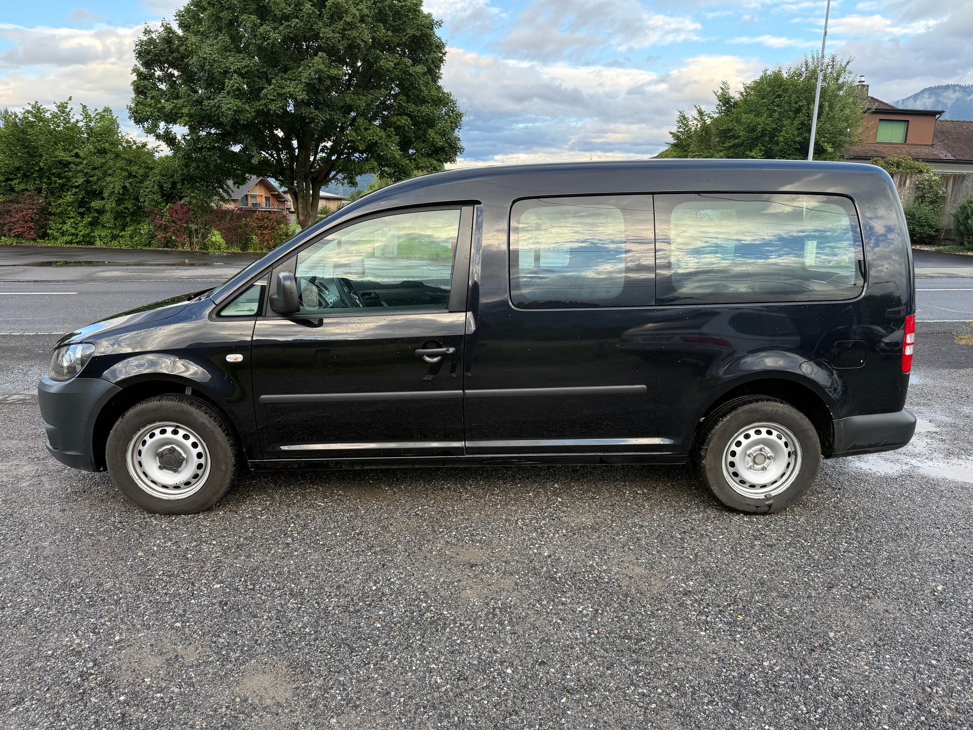 VW Caddy Maxi 1.6 TDI BMT DSG-image-1