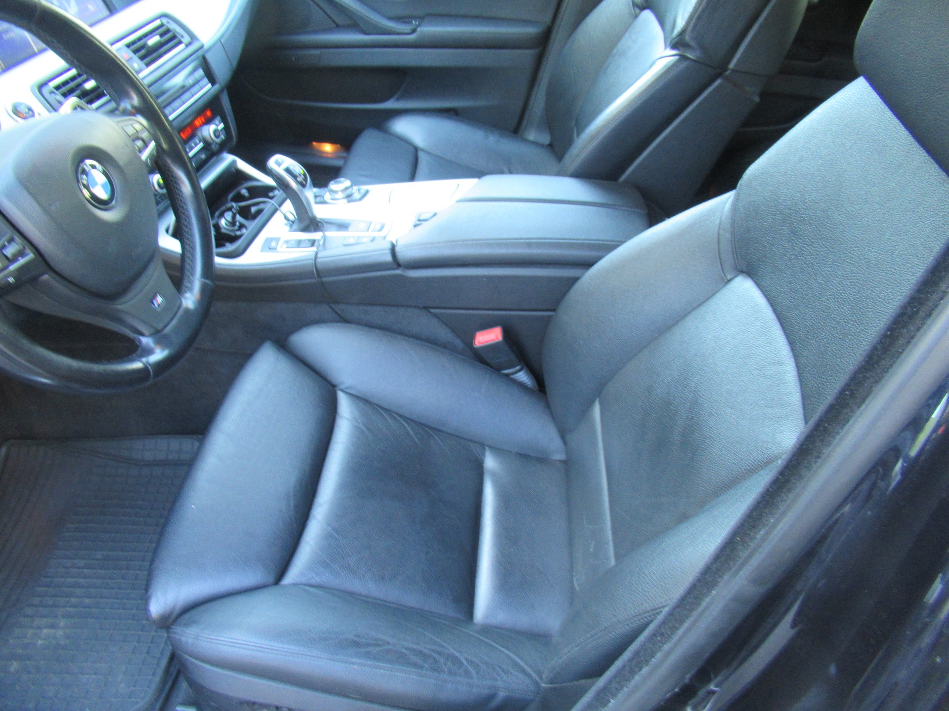 BMW 528i xDrive Touring Steptronic-image-6