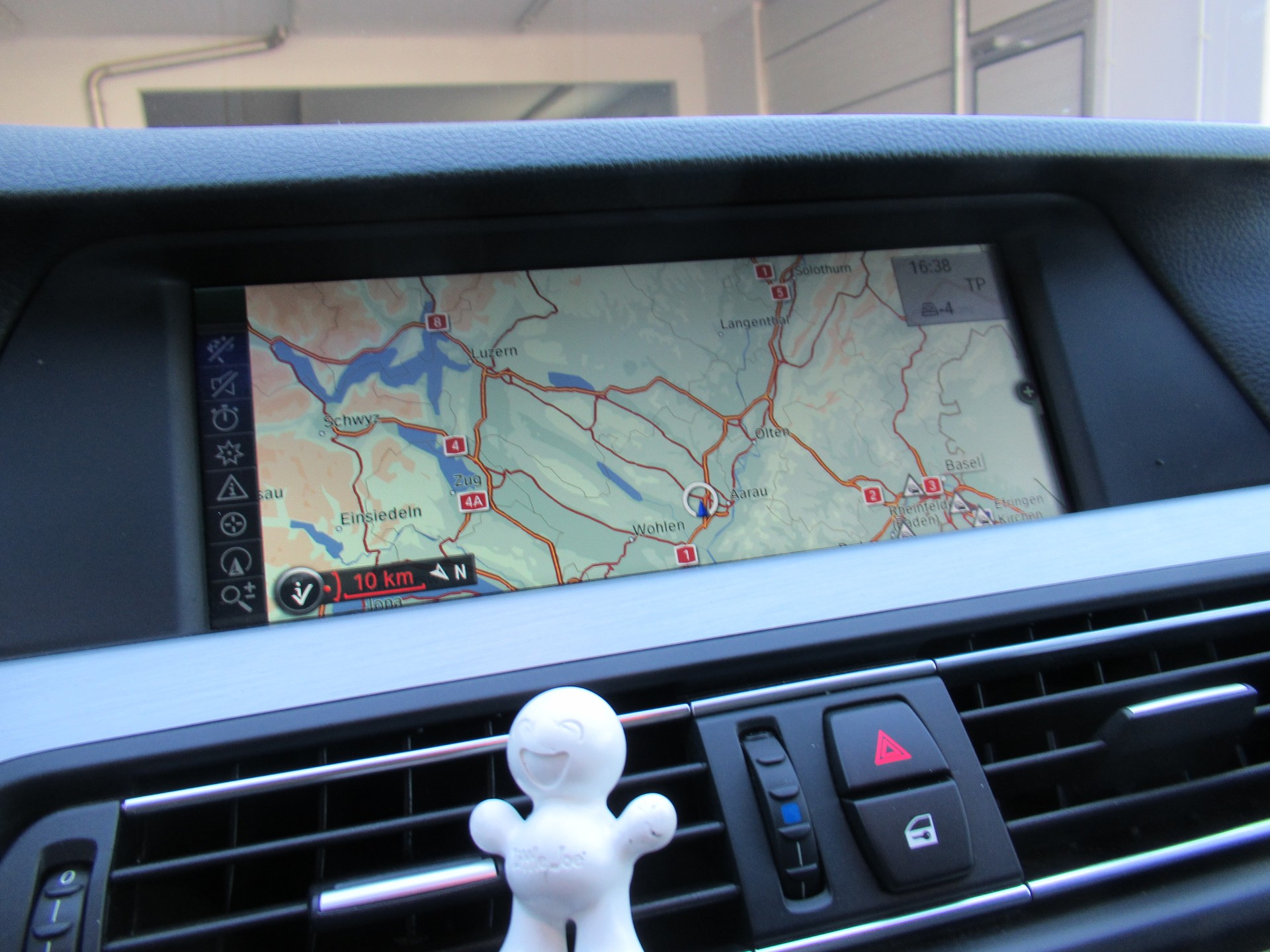 BMW 528i xDrive Touring Steptronic-image-11