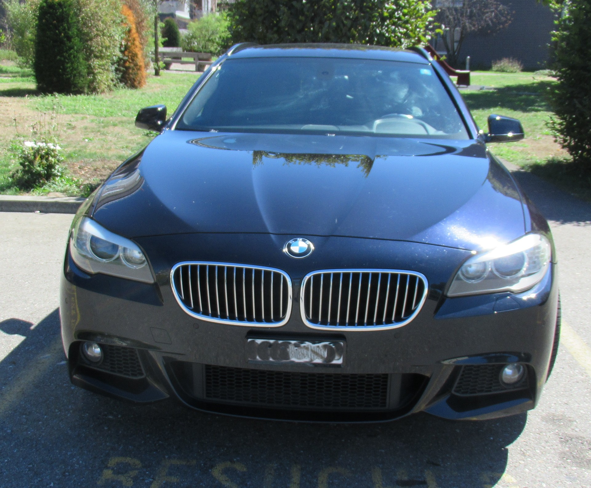 BMW 528i xDrive Touring Steptronic-image-2